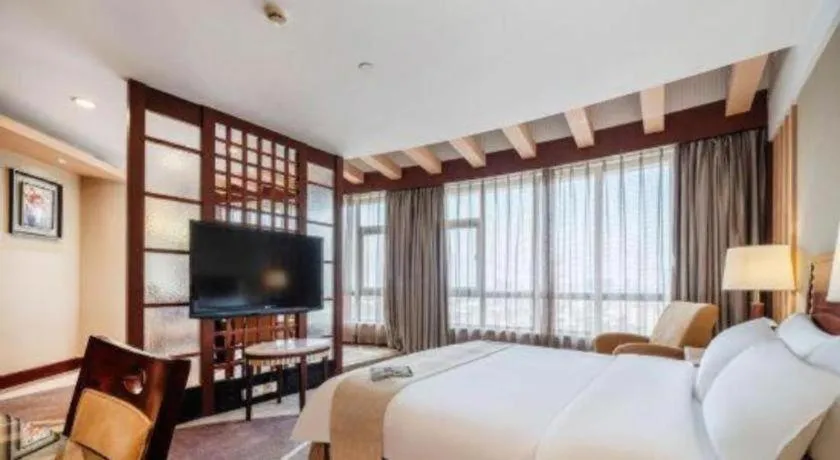 Bed in CP Peninsula Hotel