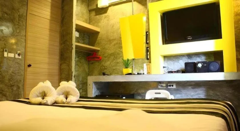 Bed in The B Ranong Trend Hotel