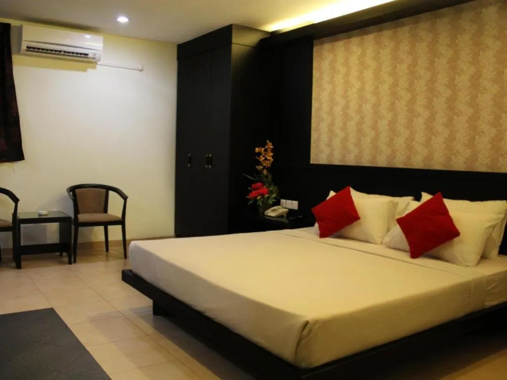 Bed in Hotel Bintan Nirwana