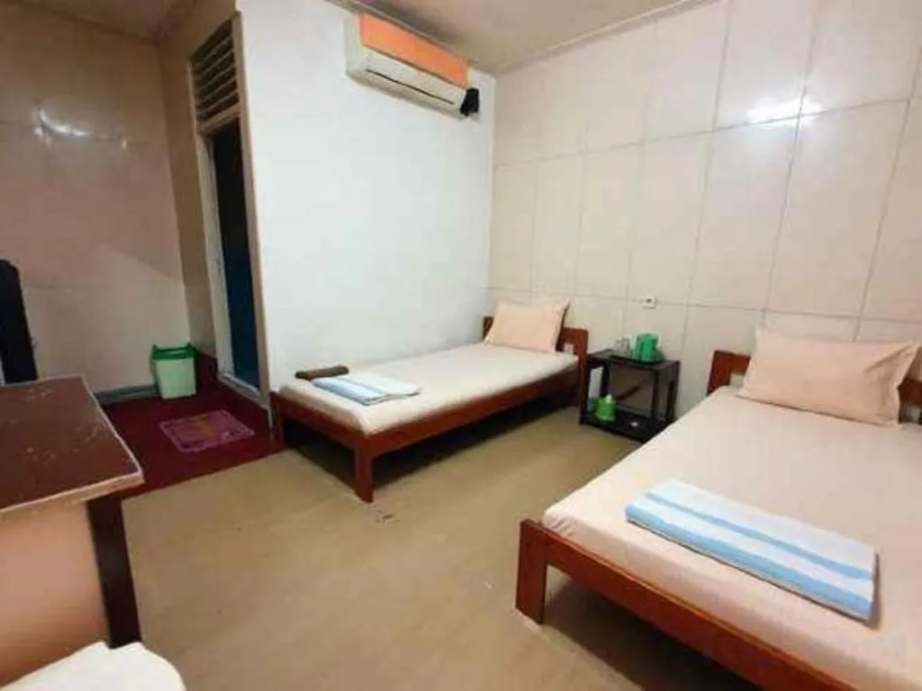 Bed in Hotel Sinar Khatulistiwa