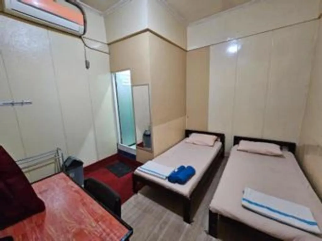 Bed in Hotel Sinar Khatulistiwa