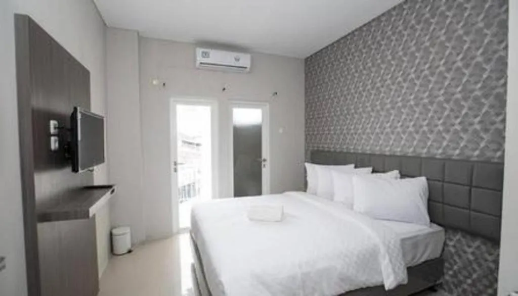 Bed in Smart Budget Hotel