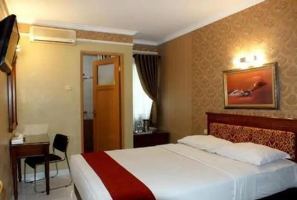 Bed in Hotel Permata Bandara