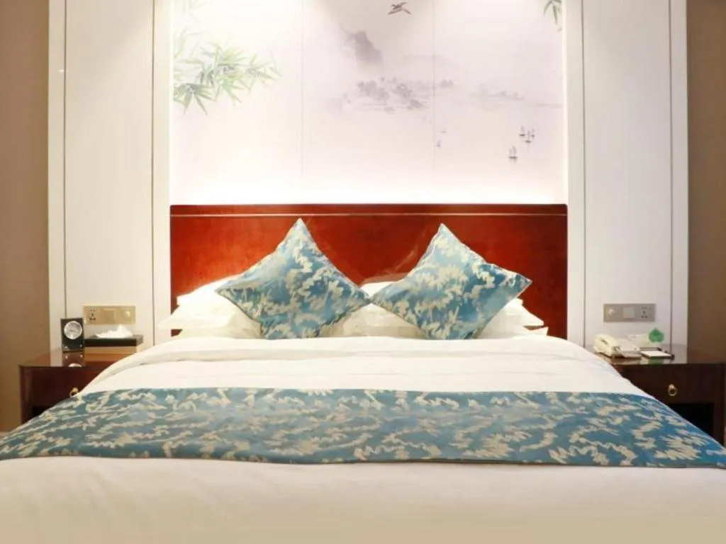 Bed in GreenTree Eastern Yancheng Binhai County Aobaolia Beichen Hotel
