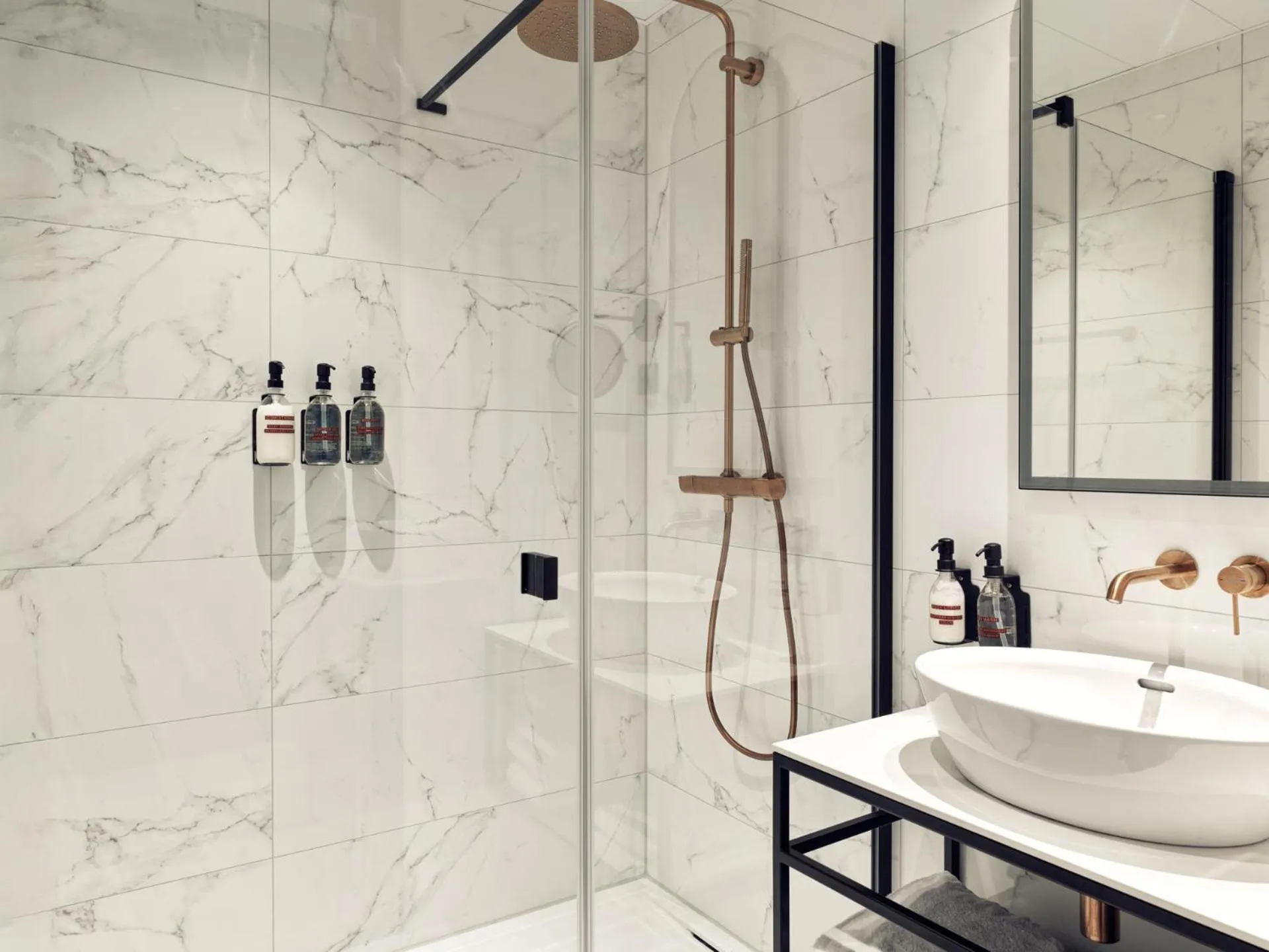 Bathroom in The Ald Hotel