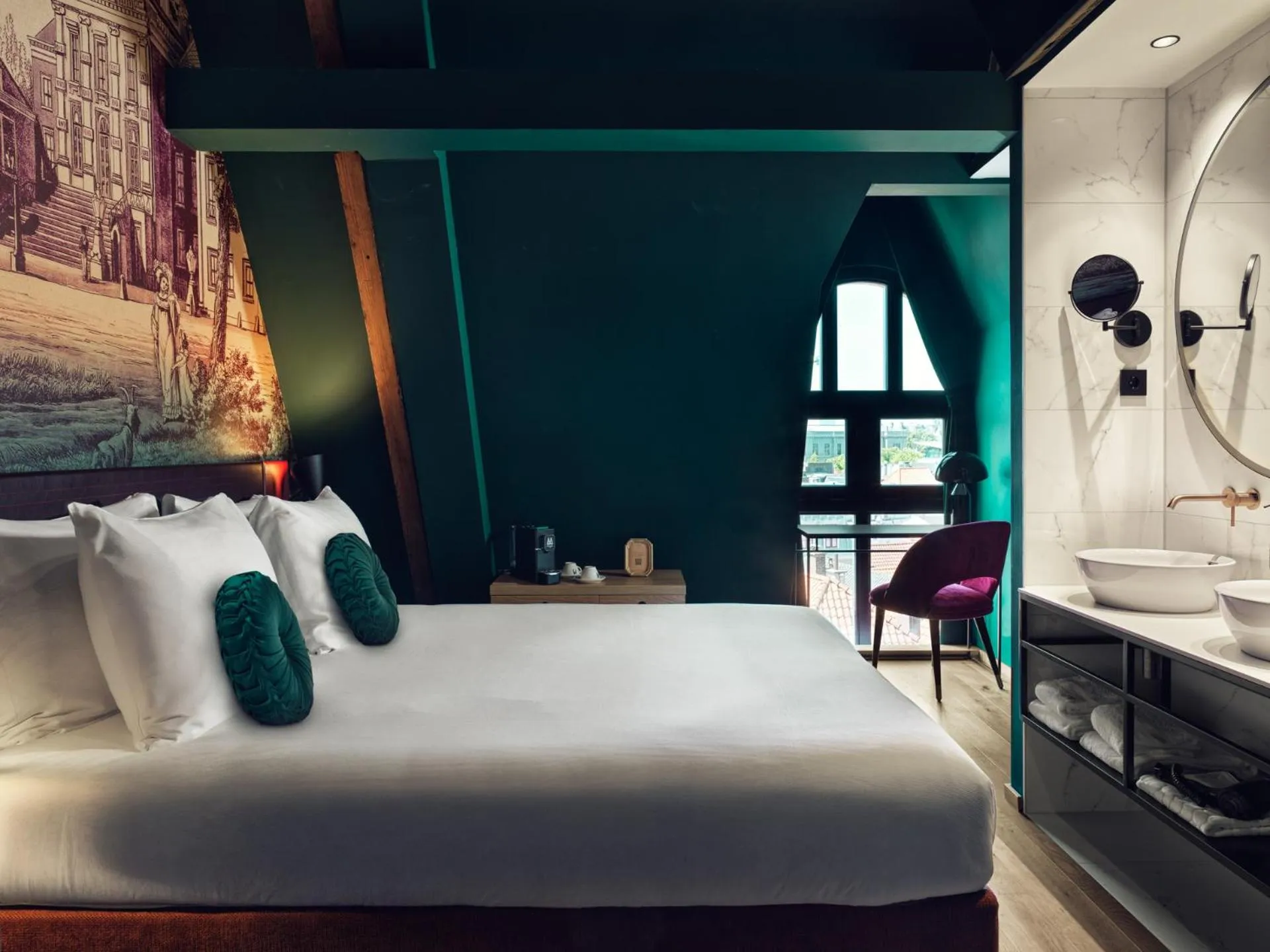 Bedroom, Bed in The Ald Hotel