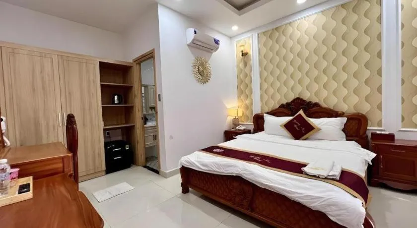 Bed in Hoang Mai Hotel