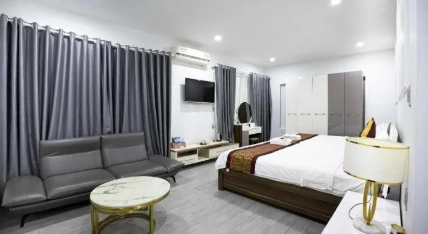 Bed in Hoang Mai Hotel