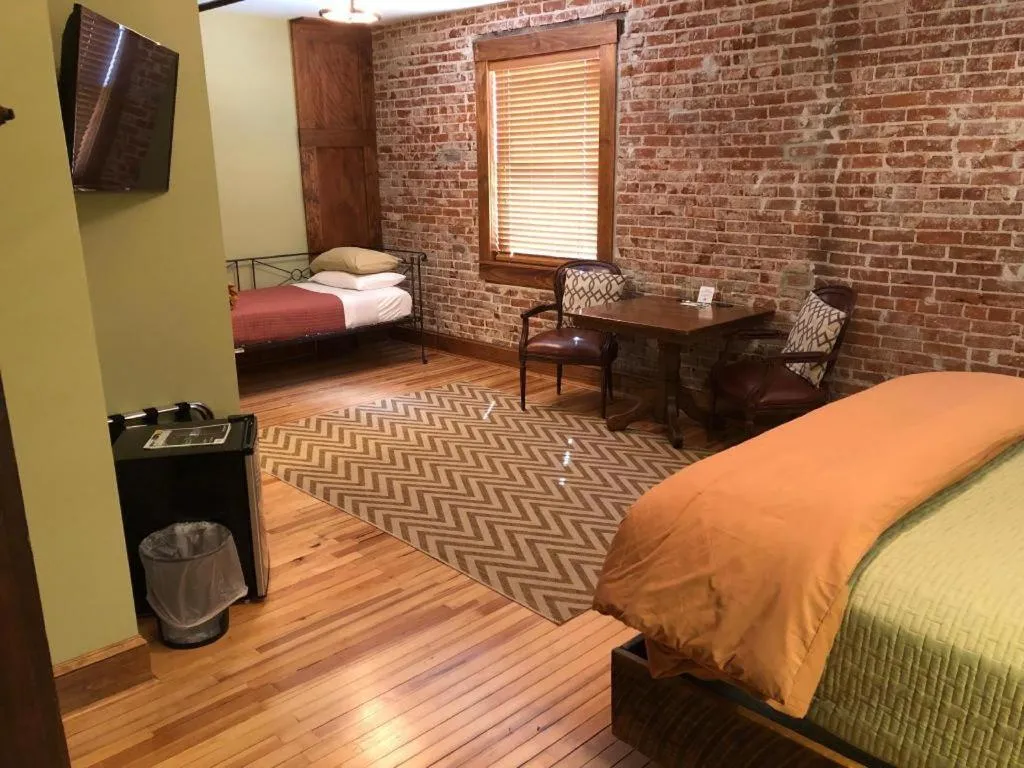 Bed in Hotel Frederick