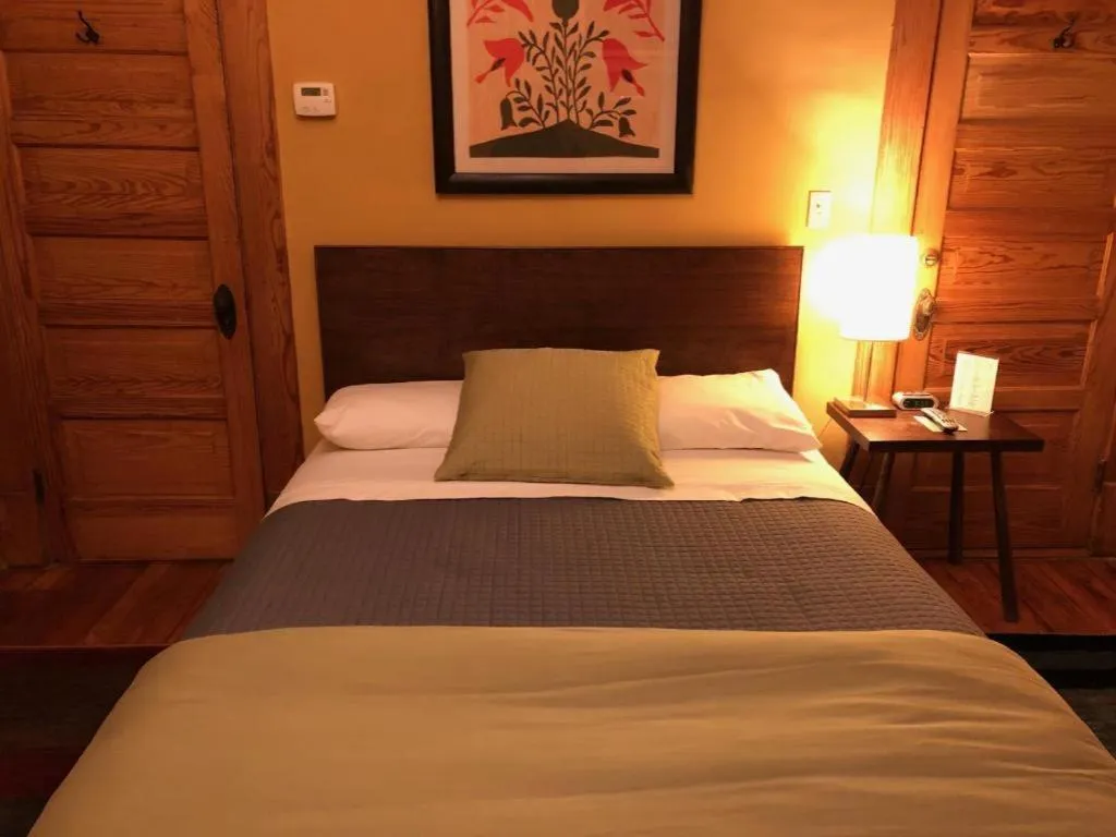 Bed in Hotel Frederick