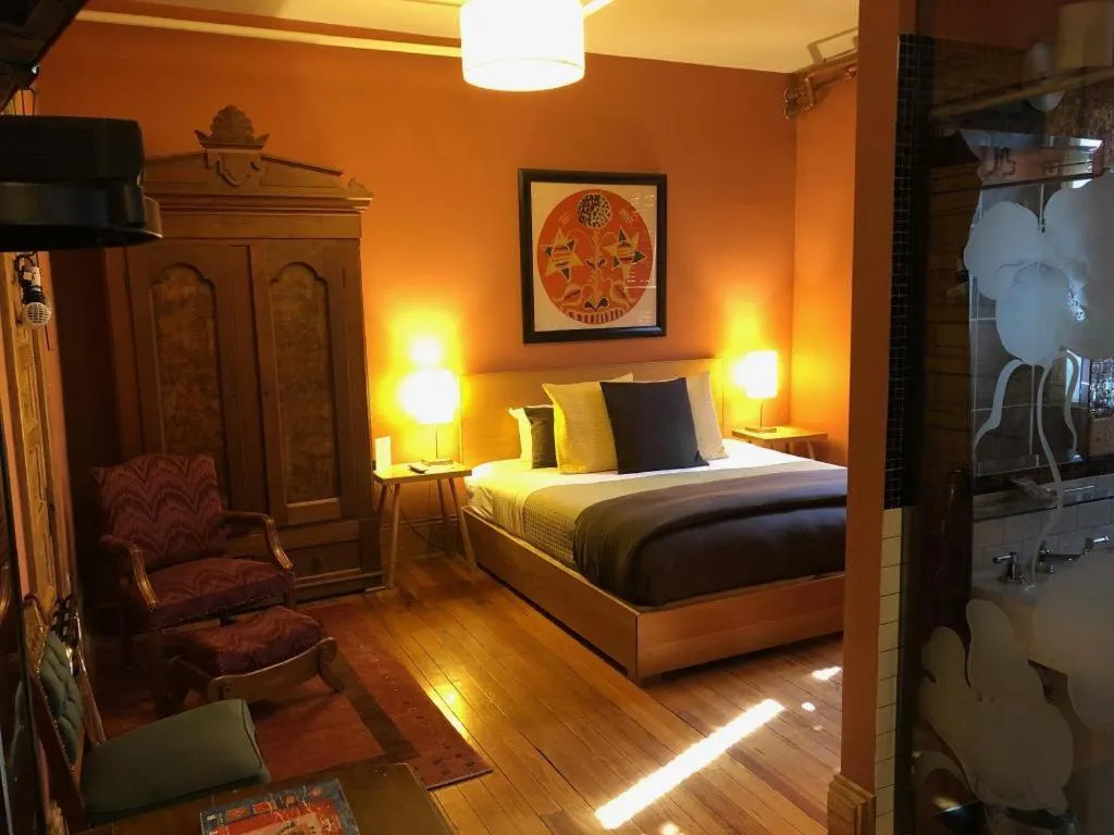 Bed in Hotel Frederick