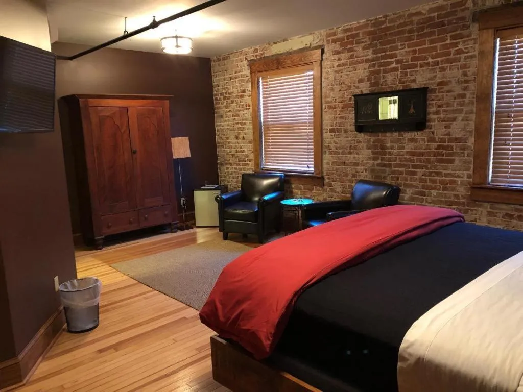 Bed in Hotel Frederick