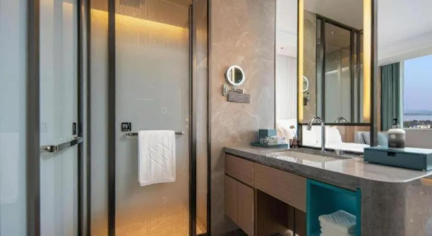 Chutian Guangdong International Hotel