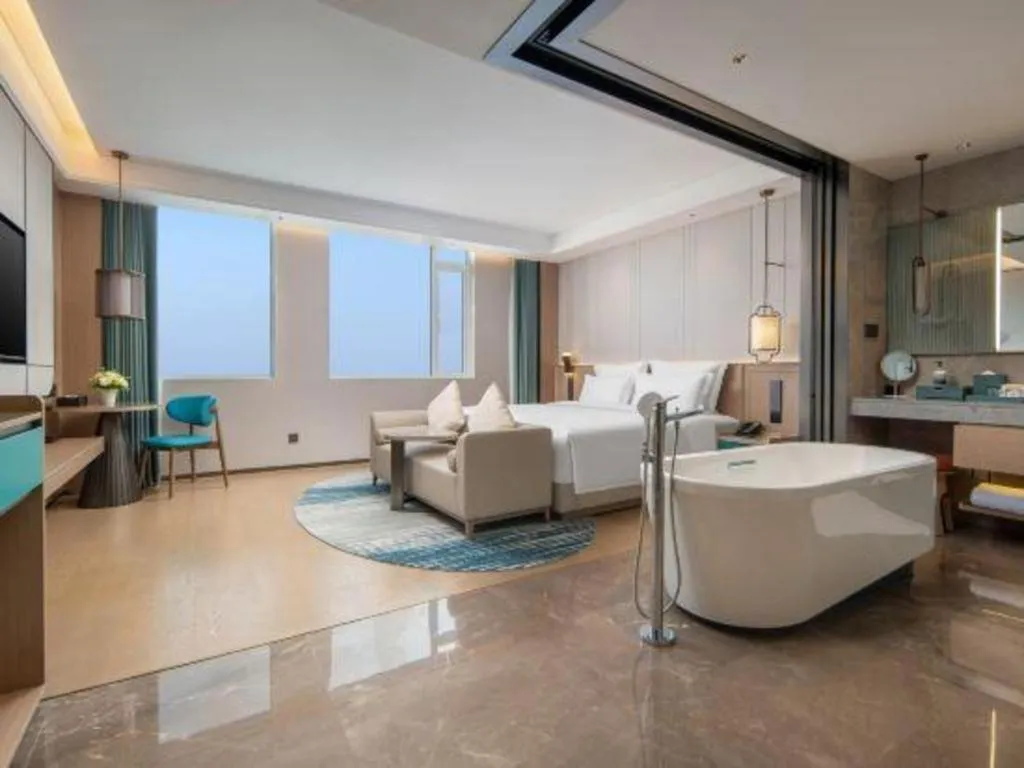 Chutian Guangdong International Hotel