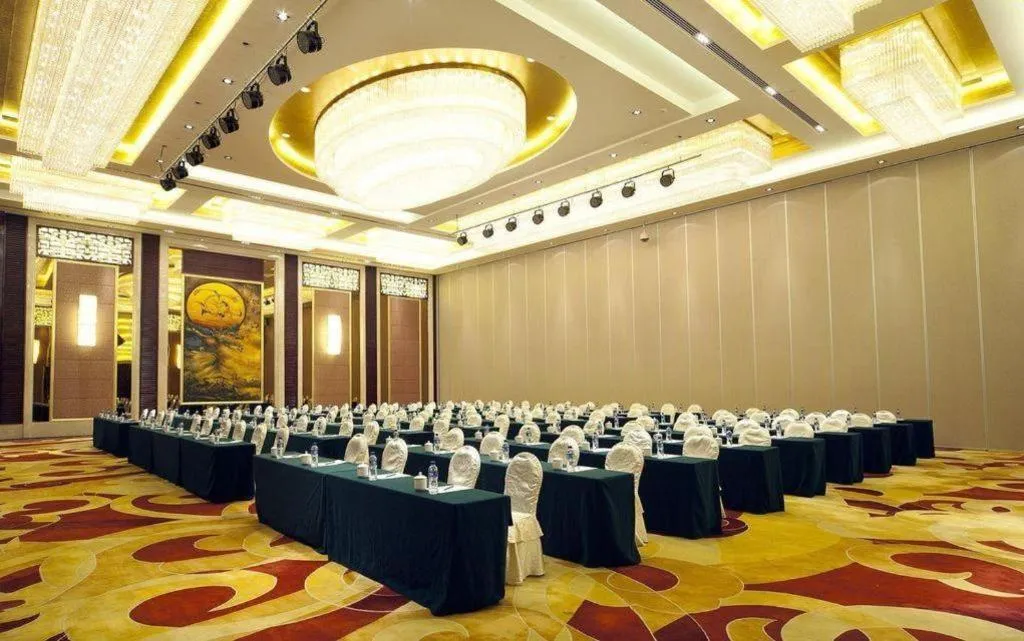 Chutian Guangdong International Hotel