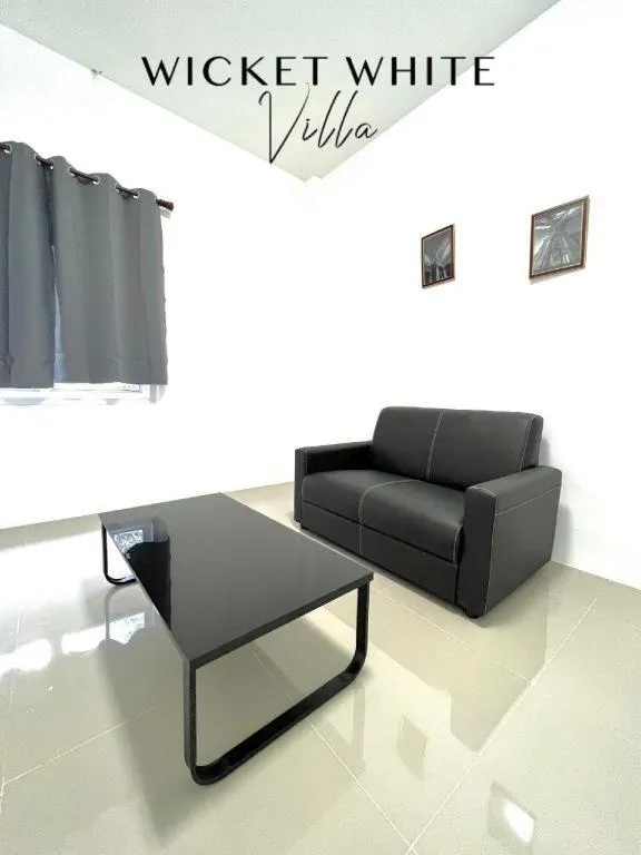 WICKET WHITE VILLA