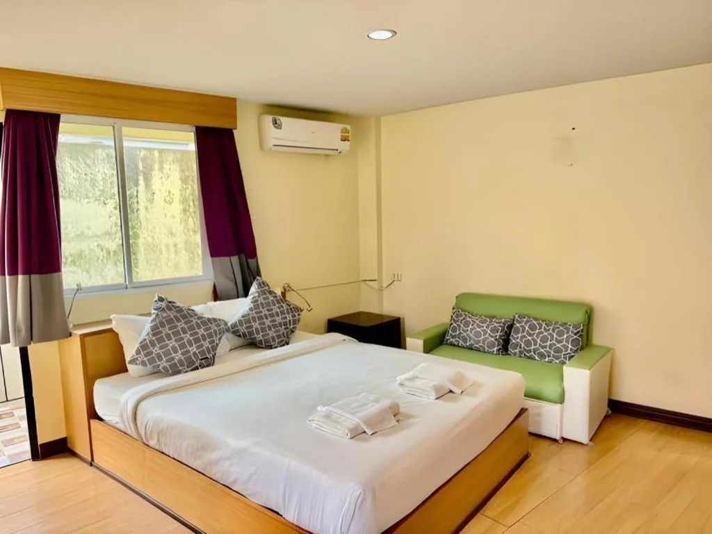 Bed in A7 Hotel Pattaya