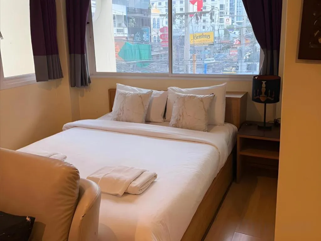 Bed in A7 Hotel Pattaya