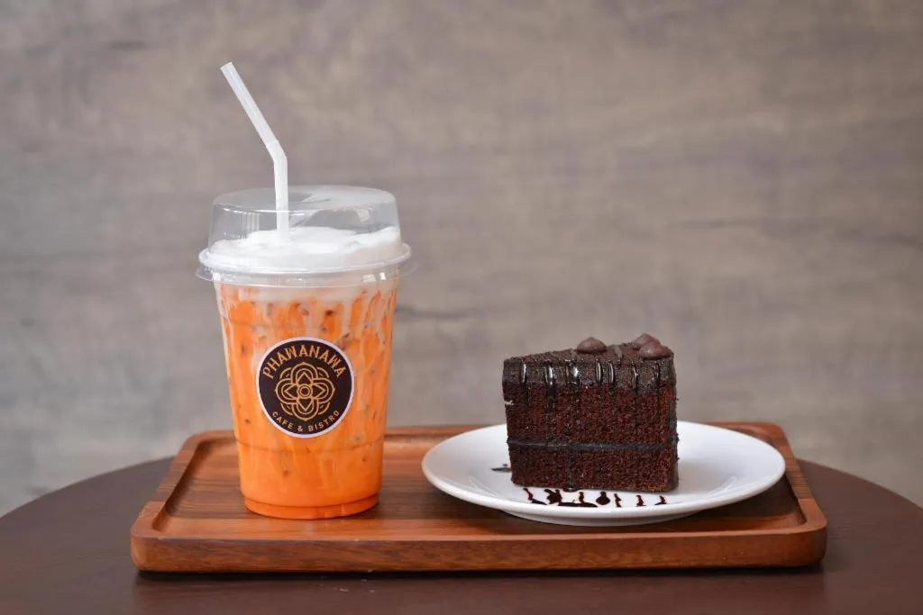 Amphawa Riverfront Hotel