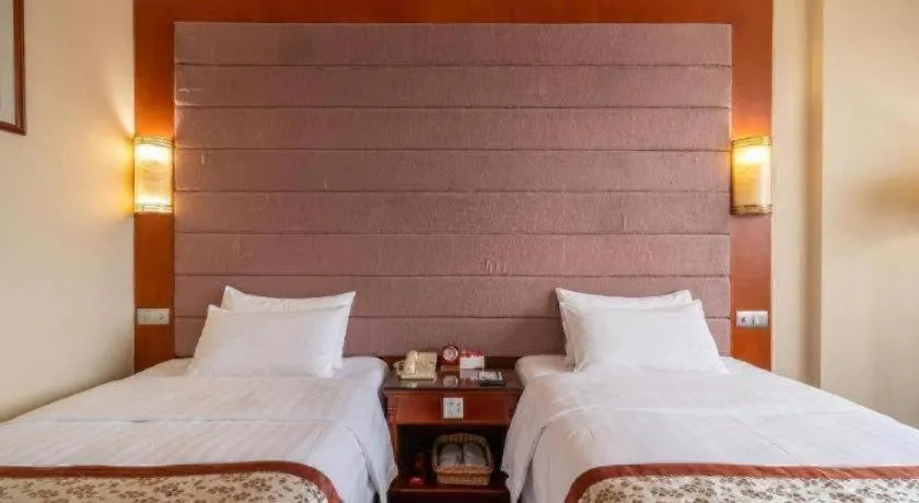 Bed in Quanzhou Hotel