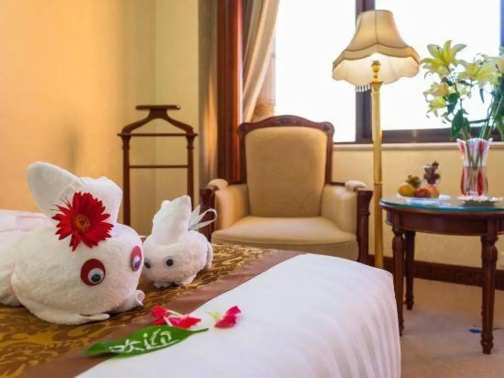 Bed in Quanzhou Hotel