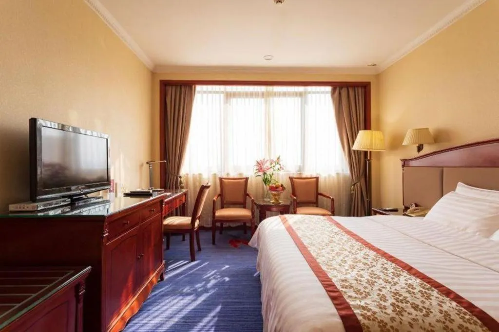 Bed in Quanzhou Hotel