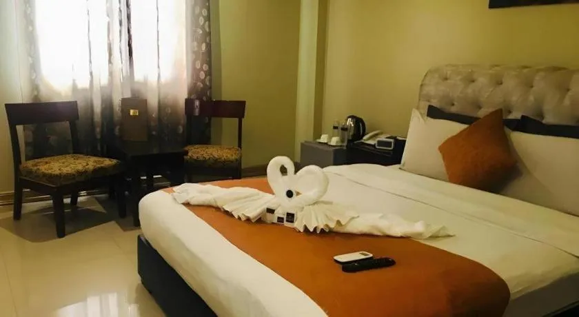 Bed in Clark Imperial Hotel