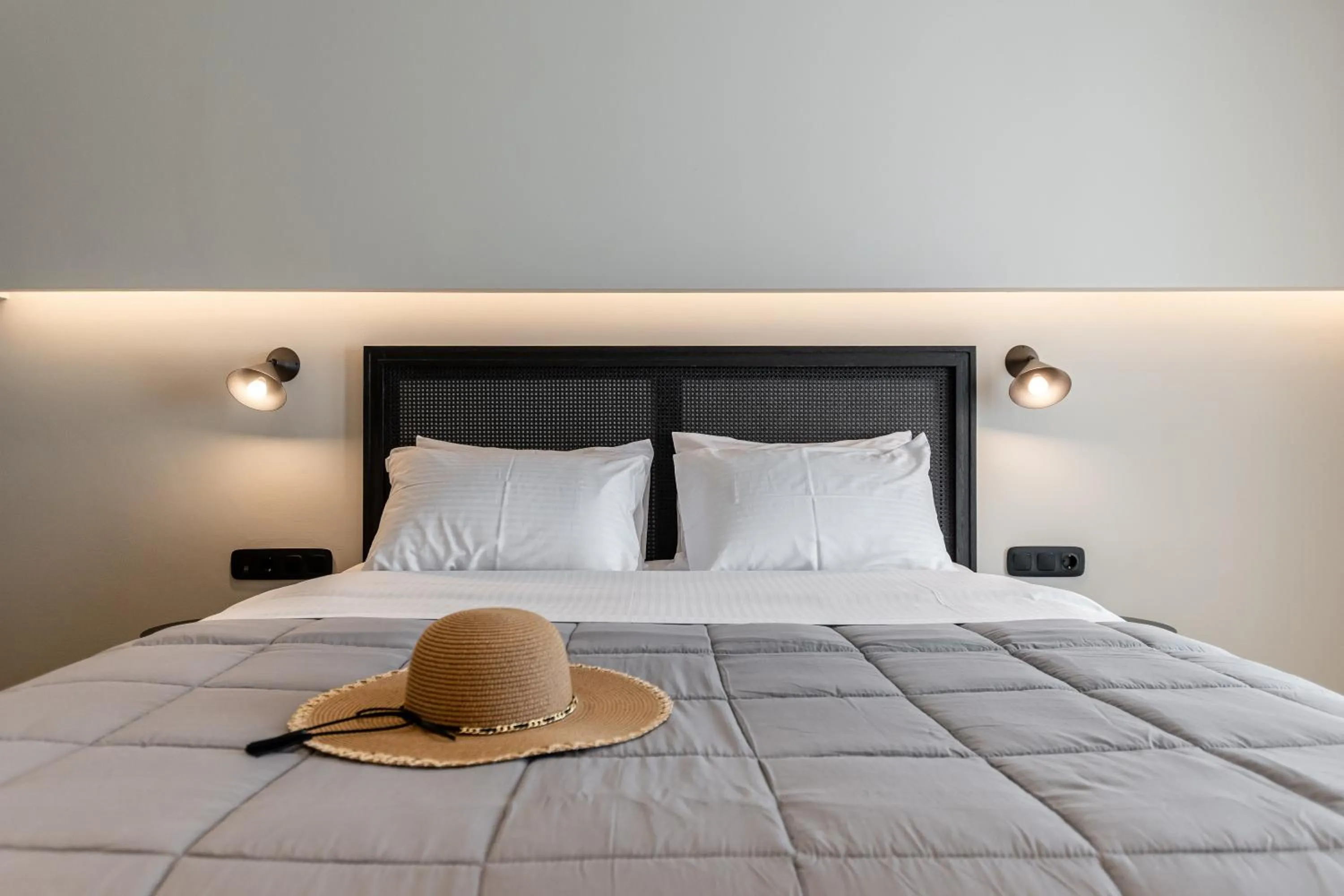 Nearby landmark, Bed in Lithia Exclusive Villas