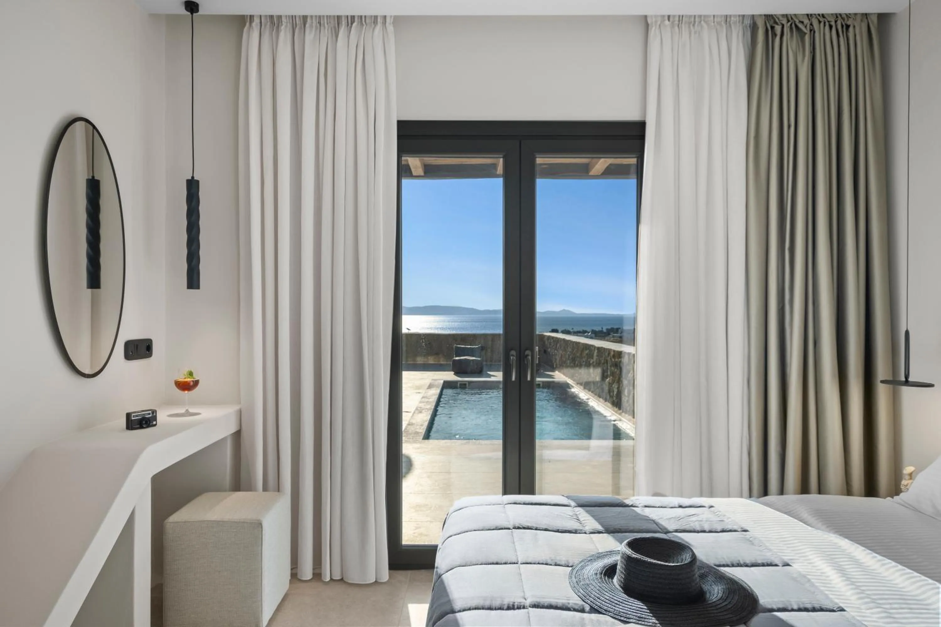 Shower, Bed in Lithia Exclusive Villas