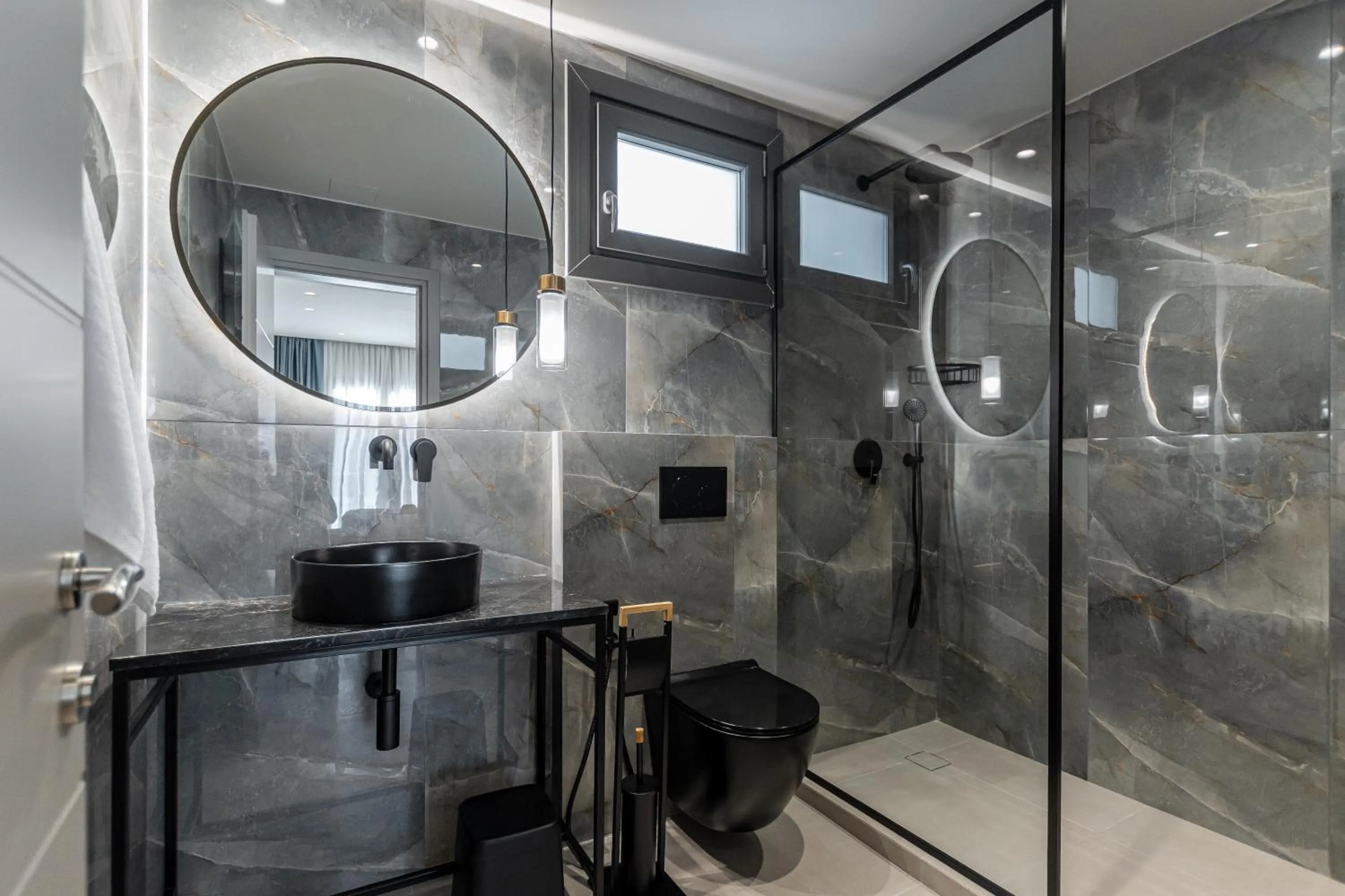 Shower in Lithia Exclusive Villas