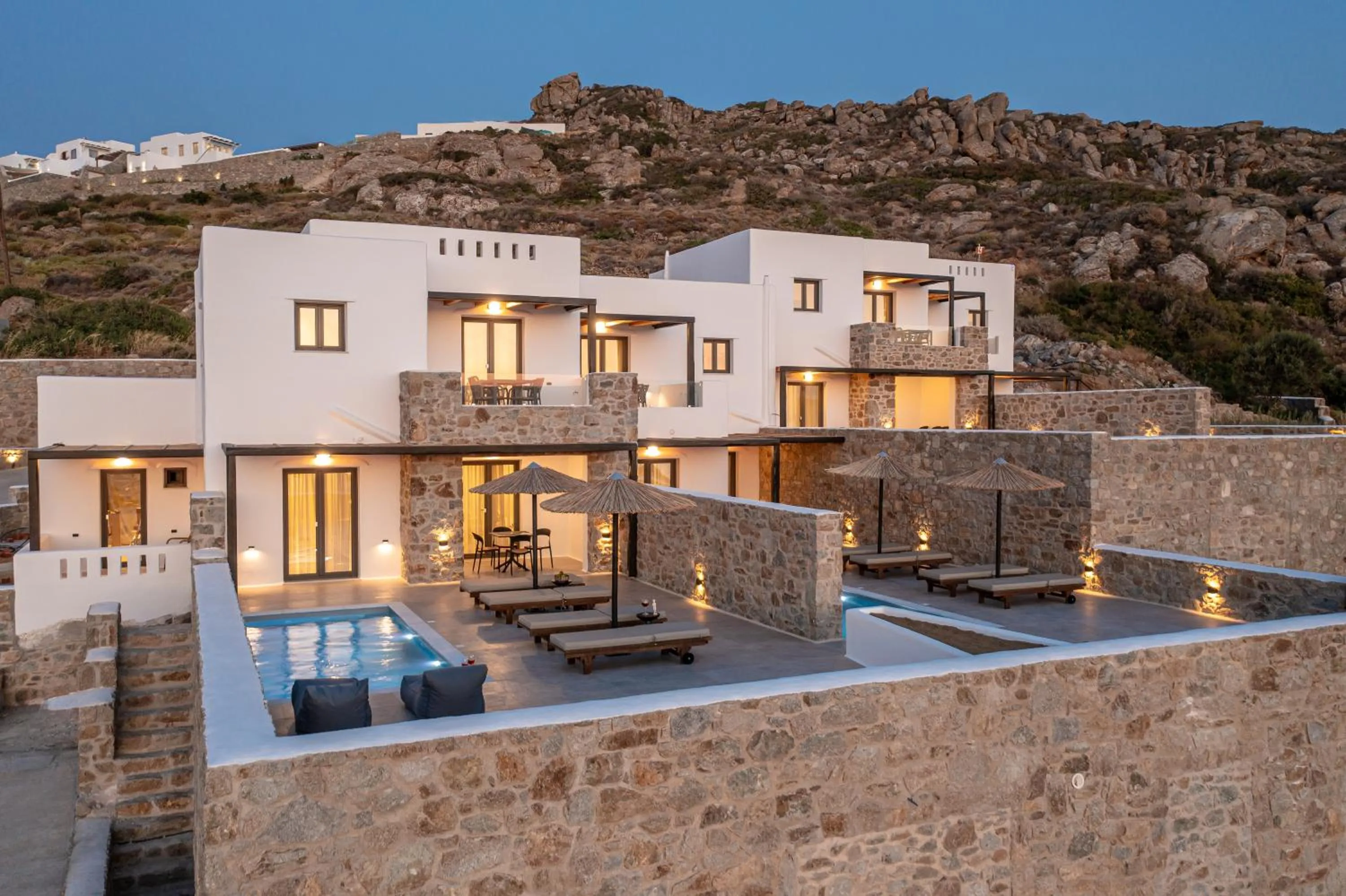 Property building in Lithia Exclusive Villas