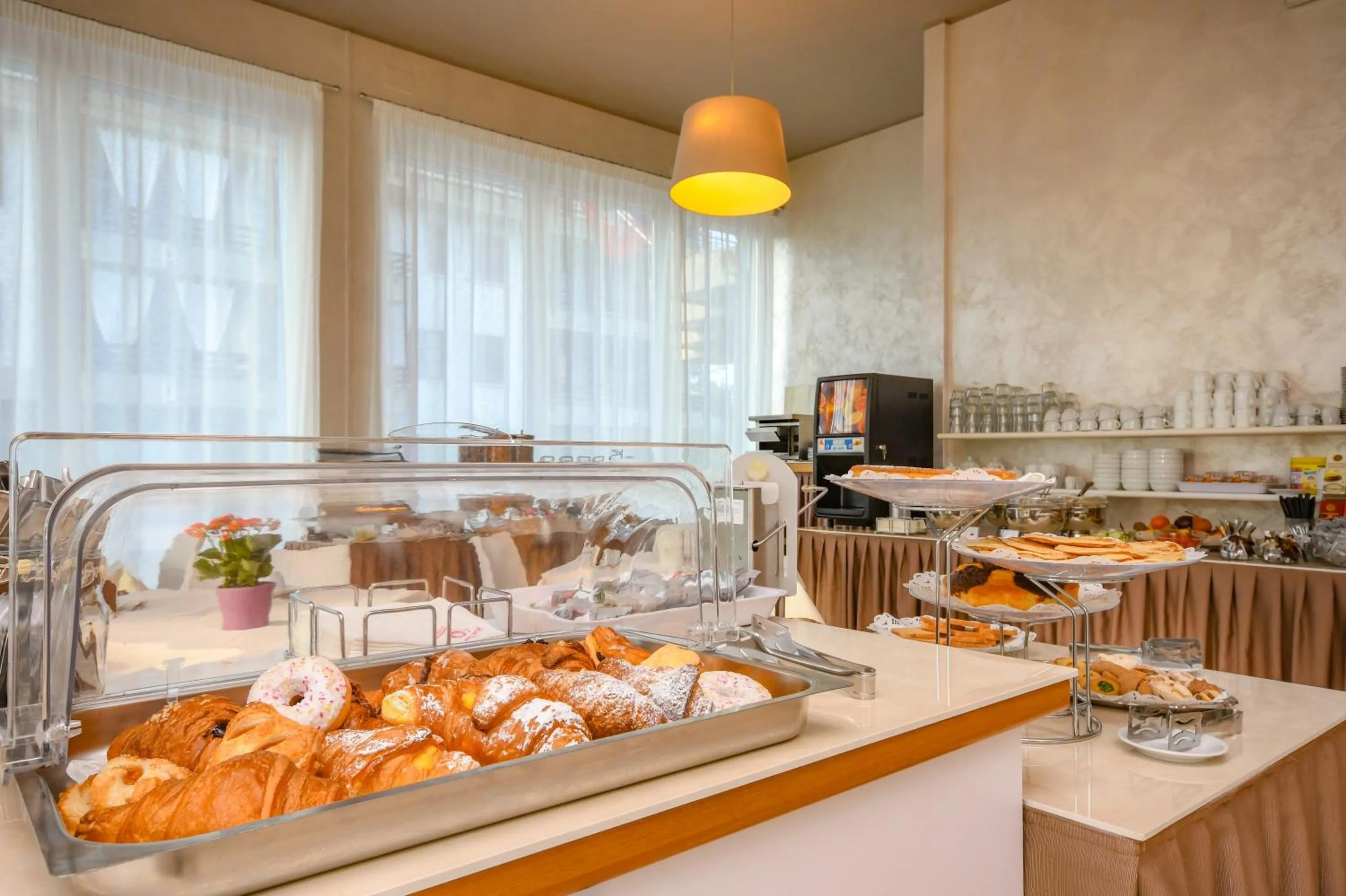 Food in Hotel Suisse