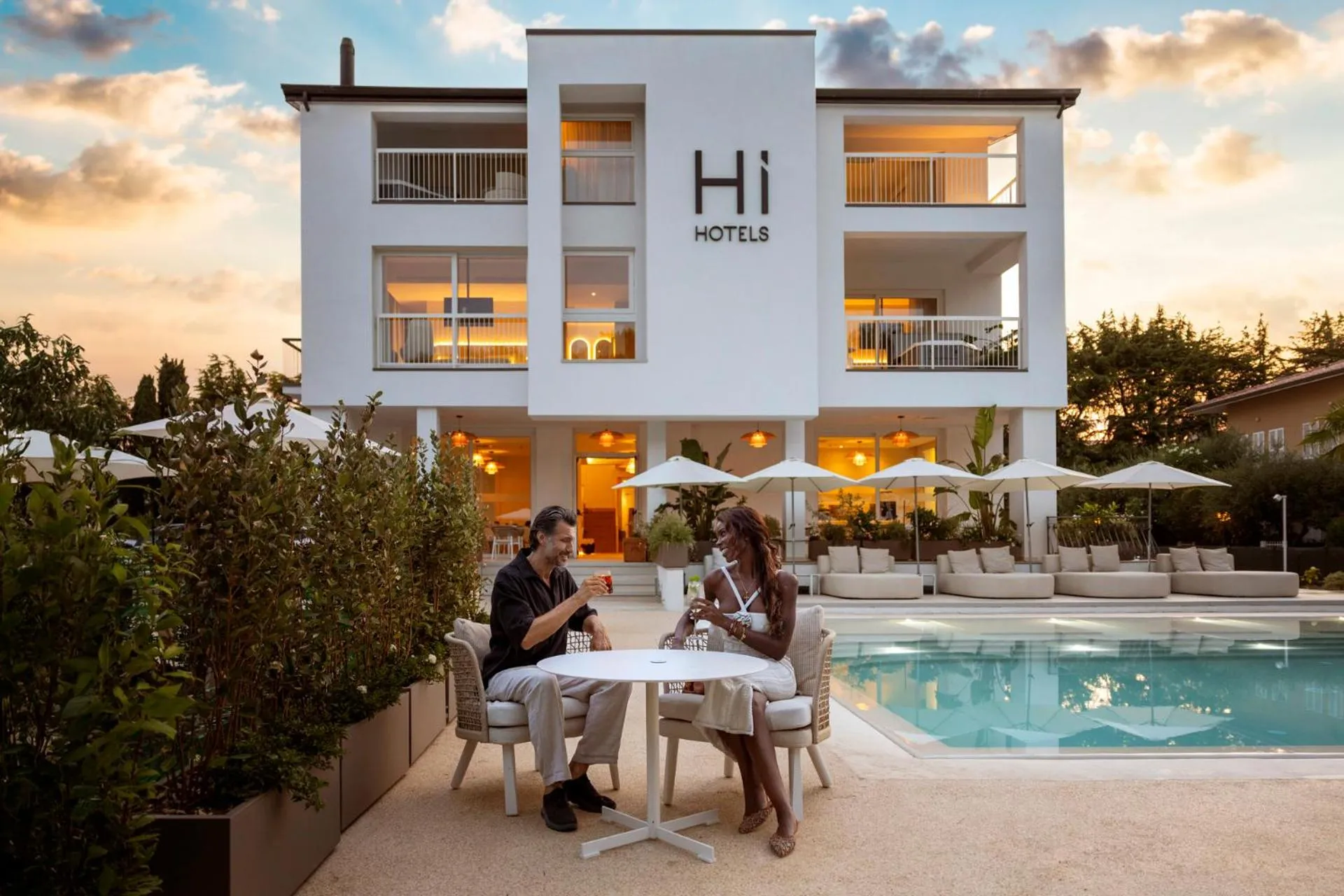 Lounge or bar in Hi Hotels Sirmione - Lakeview Pool