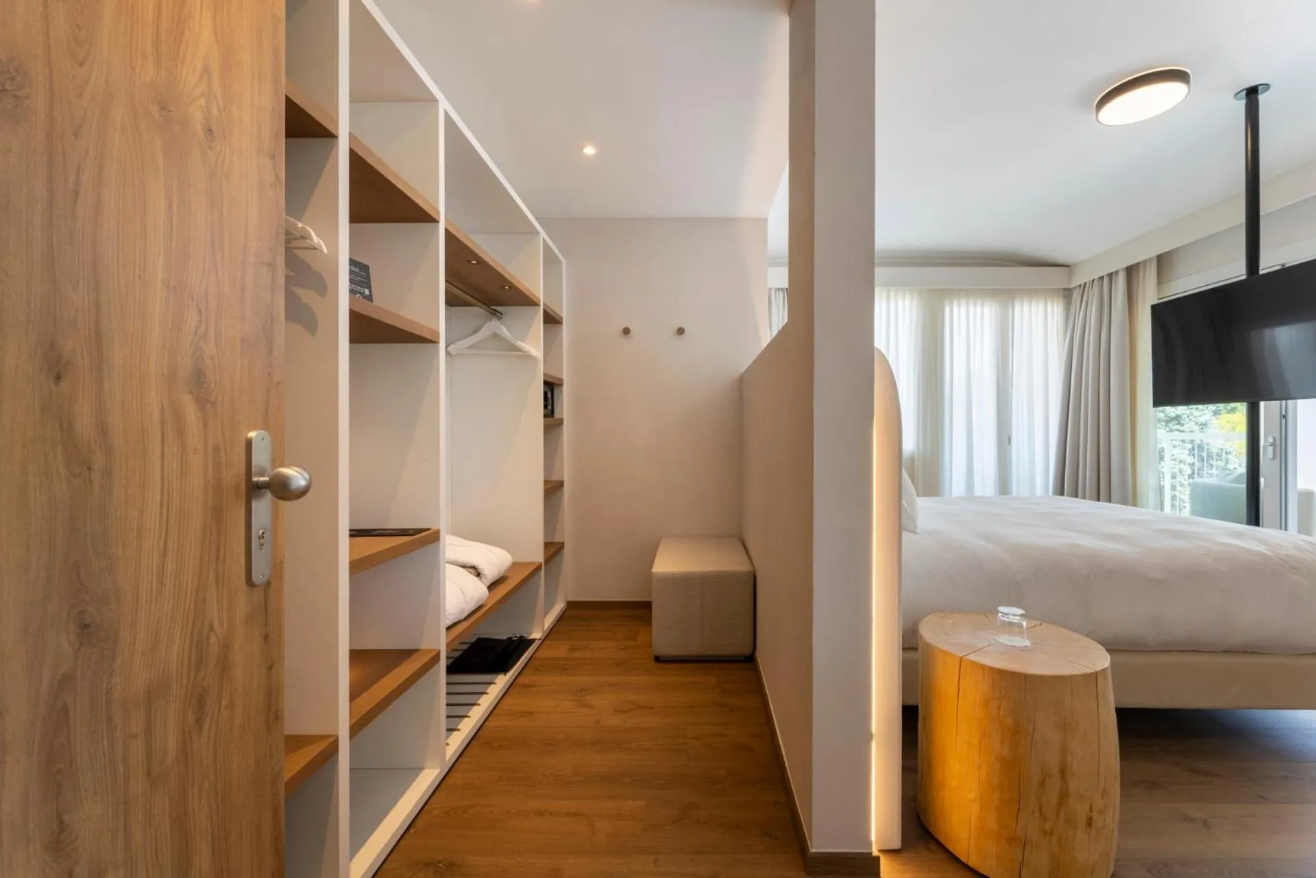 Photo of the whole room, Bed in Hi Hotels Sirmione - Lakeview Pool