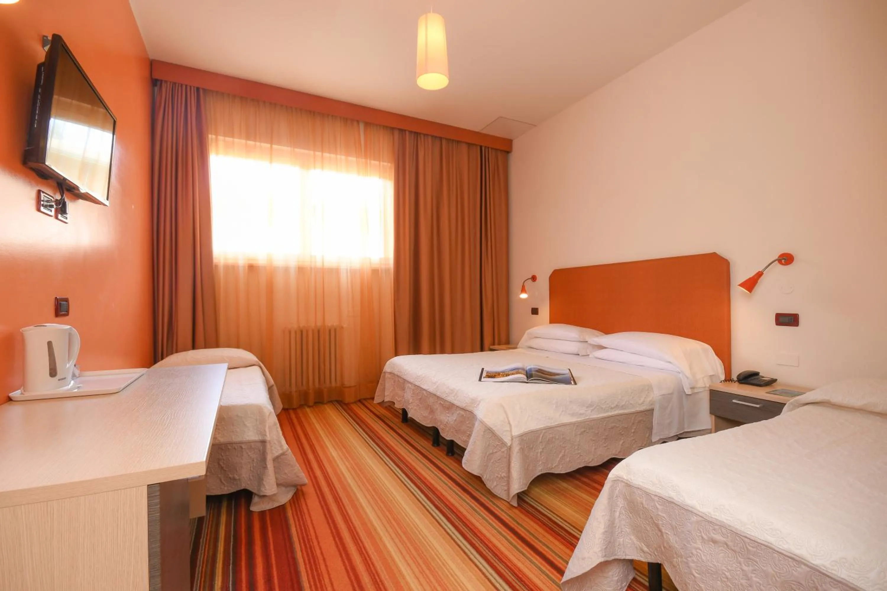 Bedroom in Hotel Suisse