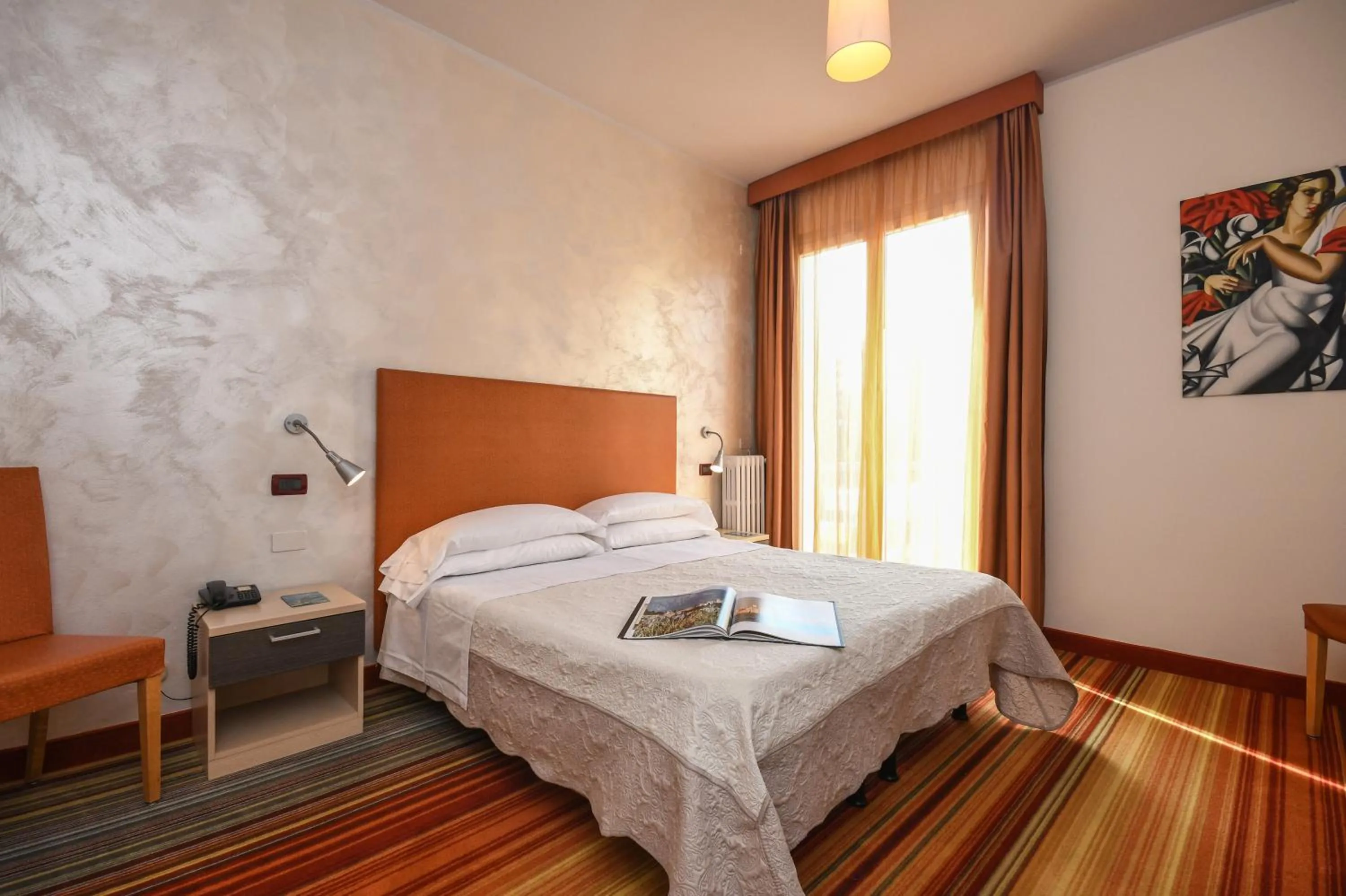 Bedroom in Hotel Suisse