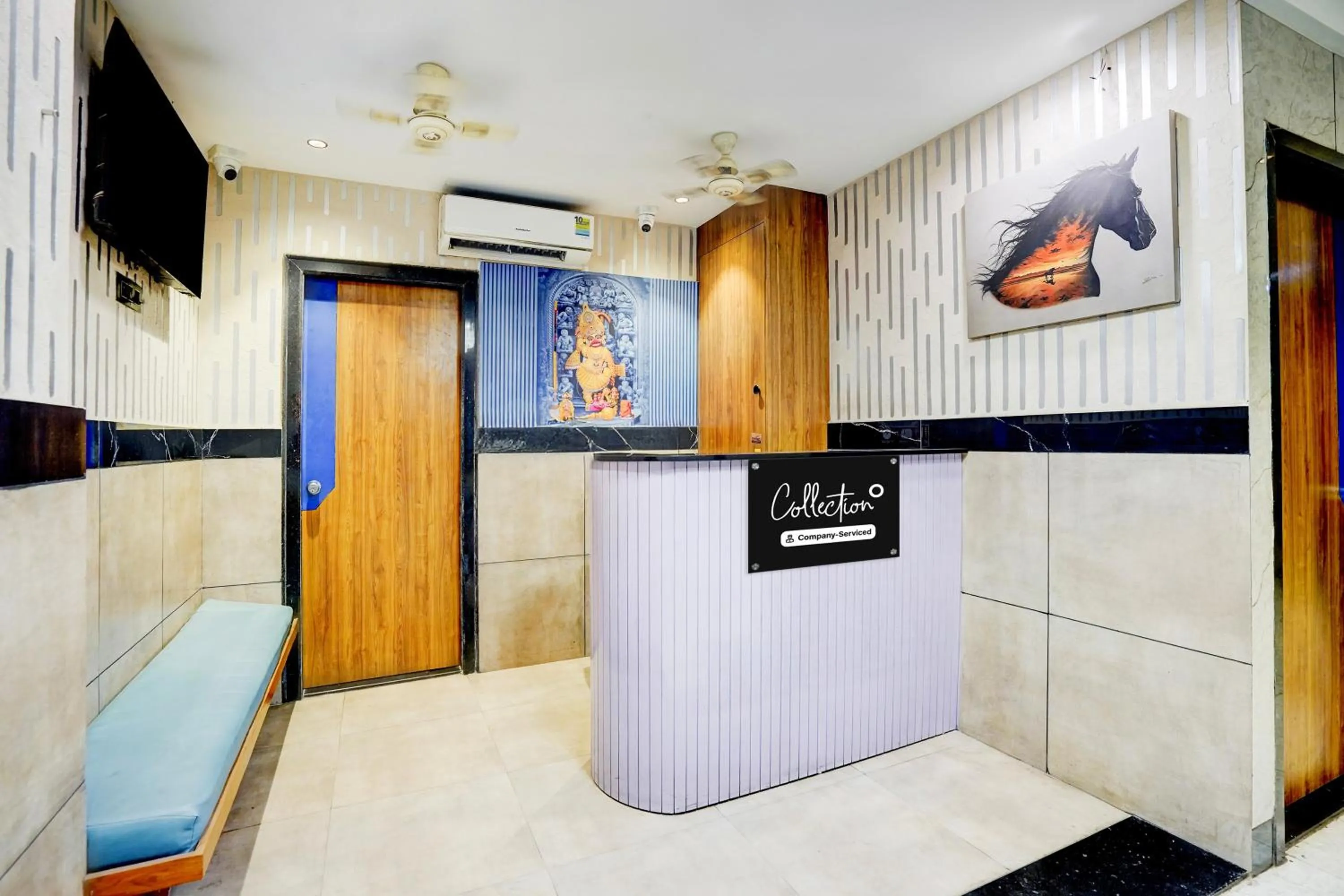 Lobby or reception in Collection O Kosad Railway Station Formerly Hotel Royal Orbits