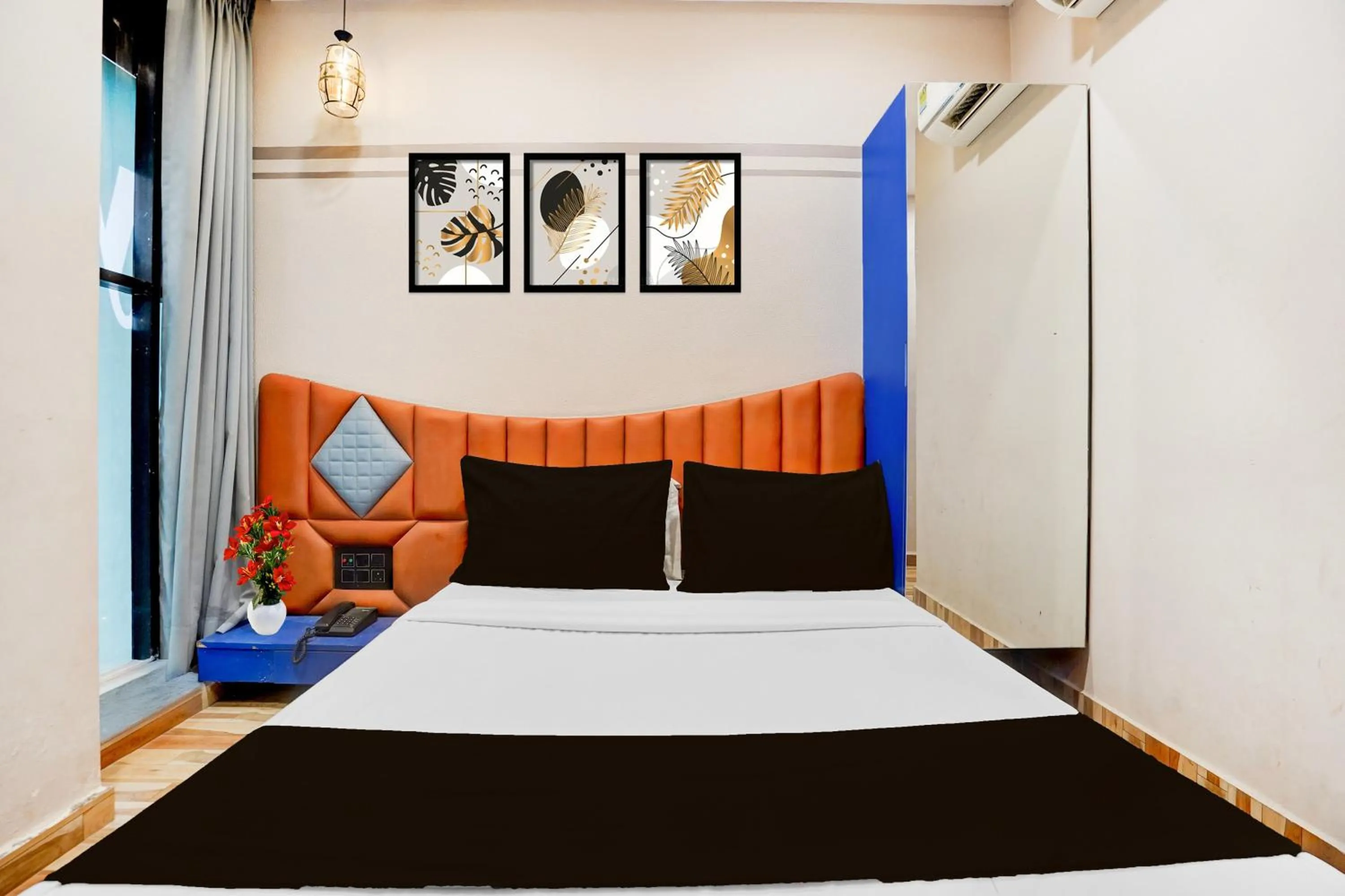 Bedroom, Bed in Collection O Kosad Railway Station Formerly Hotel Royal Orbits