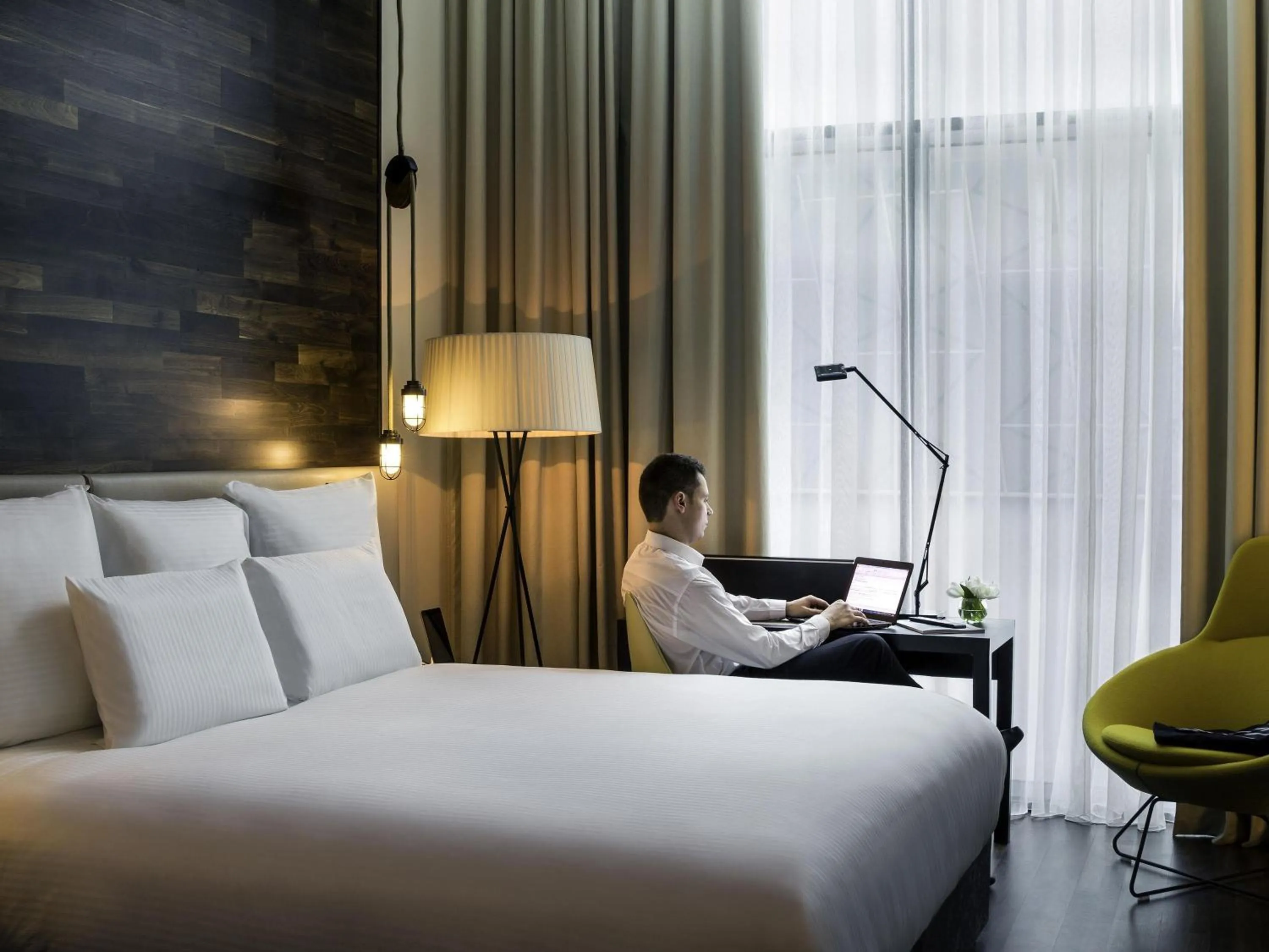 Business facilities, Bed in Pullman Liverpool