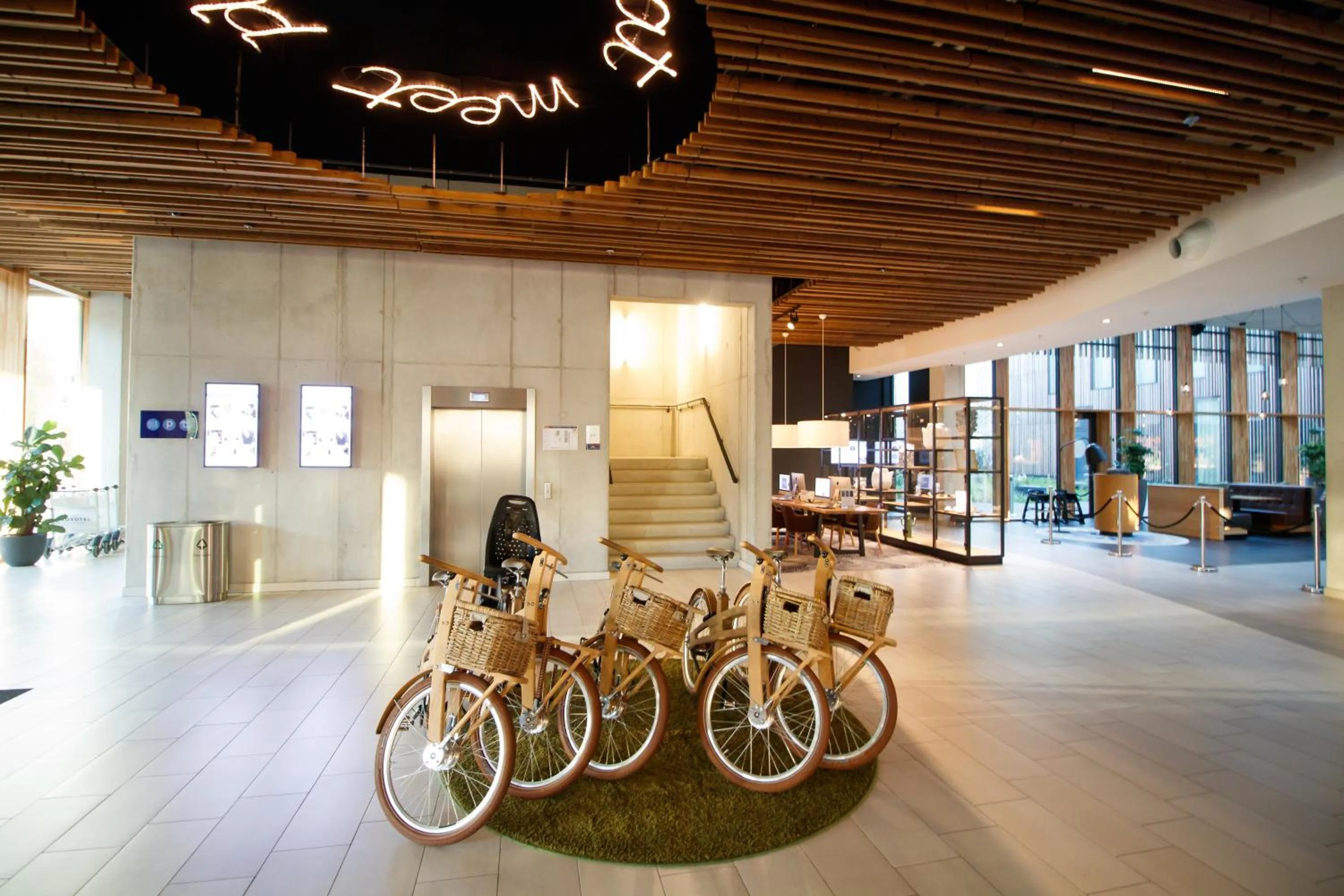 Lobby or reception in Novotel Amsterdam Schiphol Airport