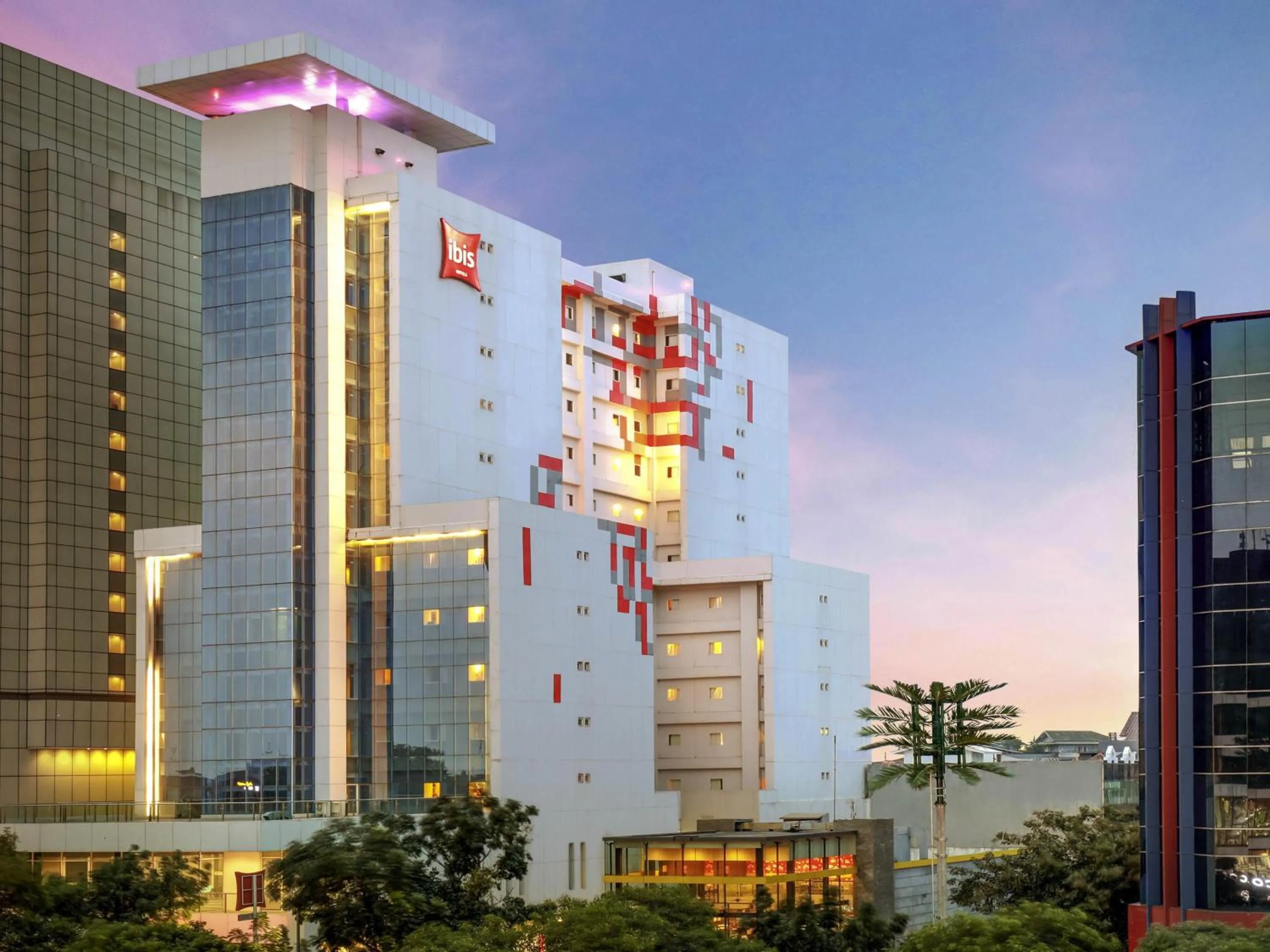 Property building in Ibis Jakarta Harmoni