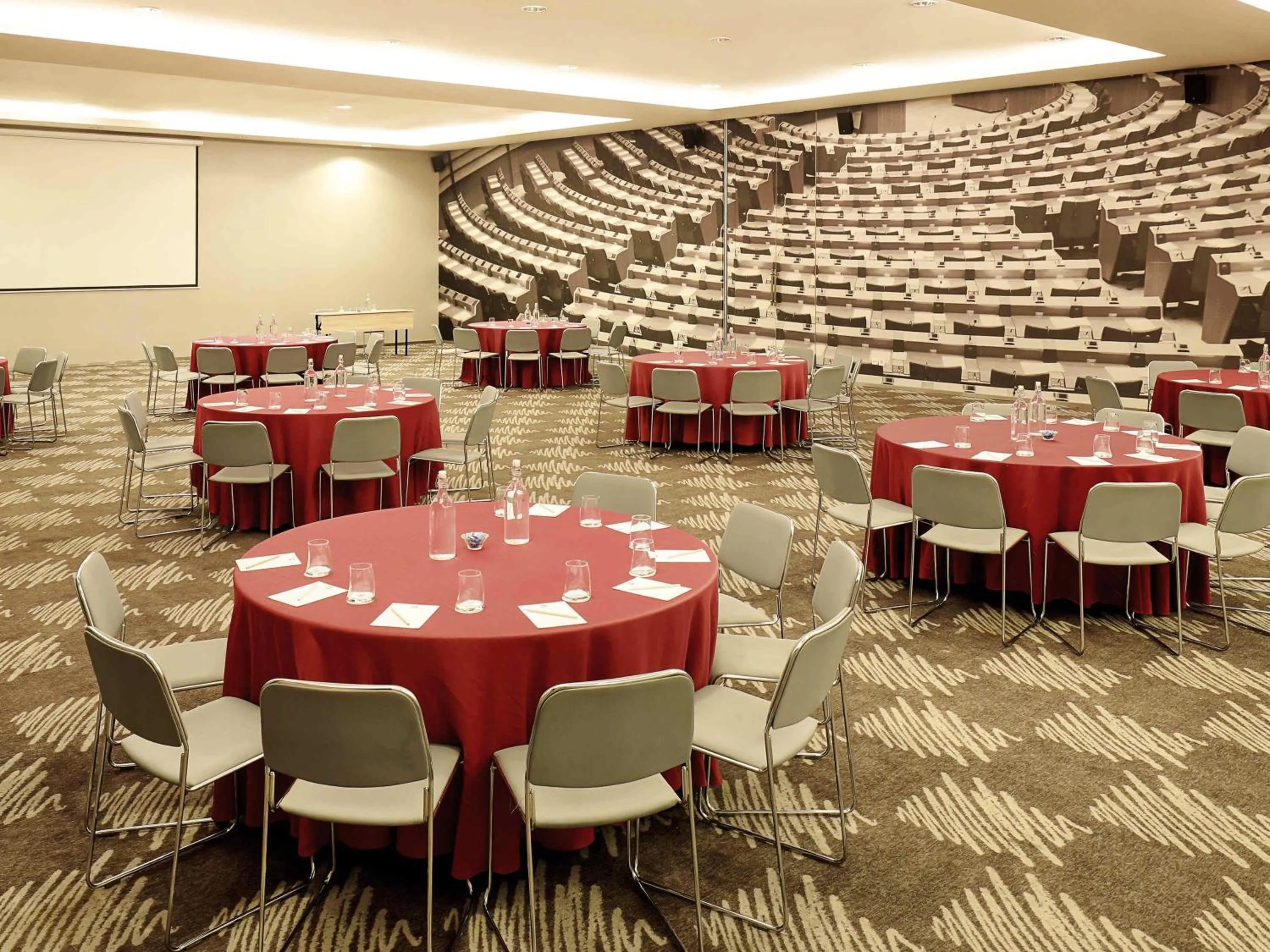 Meeting/conference room in Ibis Jakarta Harmoni