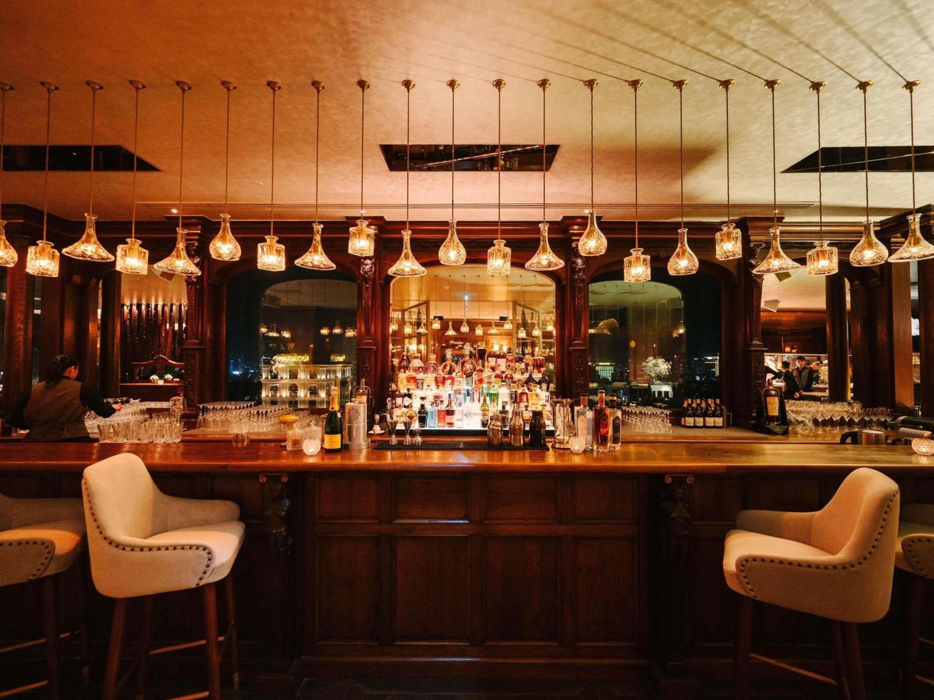 Lounge or bar in Hotel Des Arts Saigon Mgallery Collection