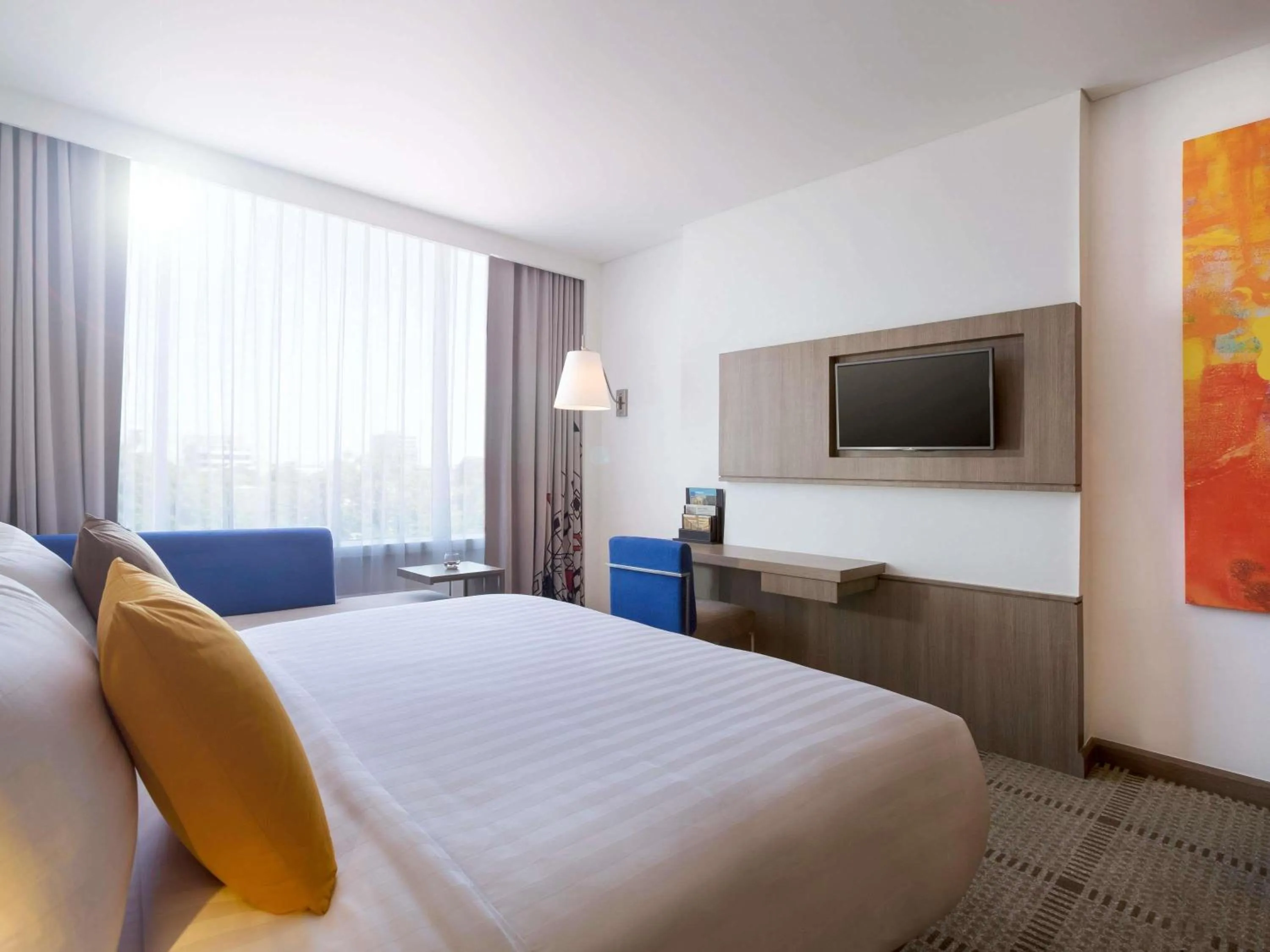 Deluxe Double Room in Novotel Makassar Grand Shayla