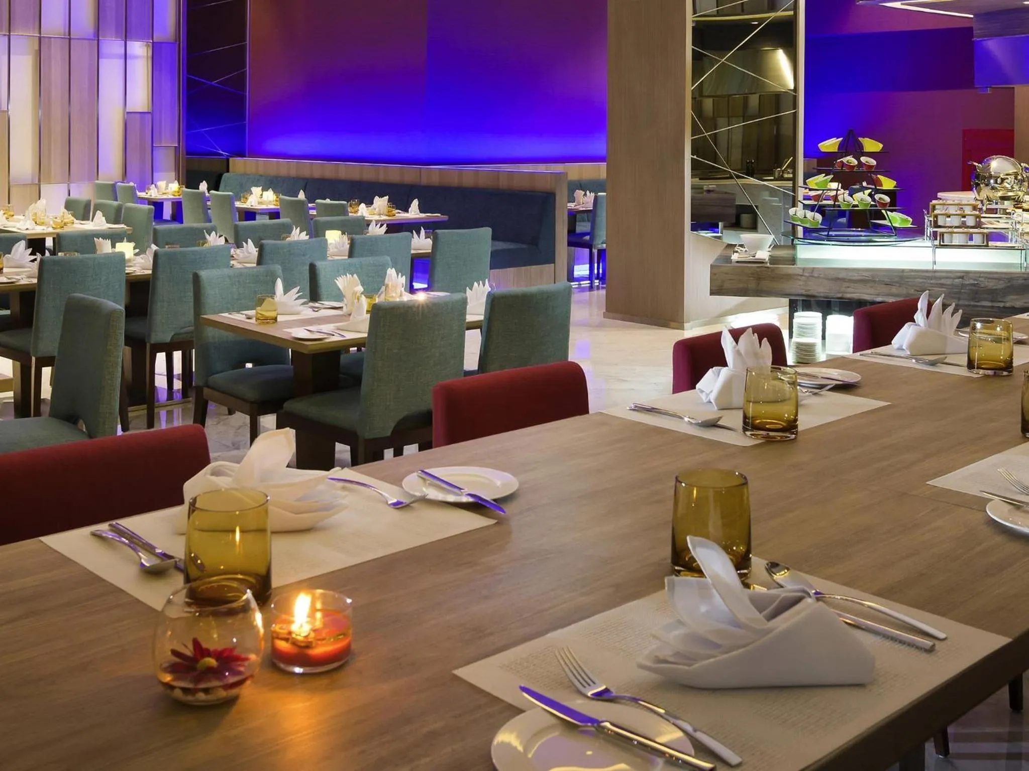 Restaurant/places to eat in Novotel Makassar Grand Shayla