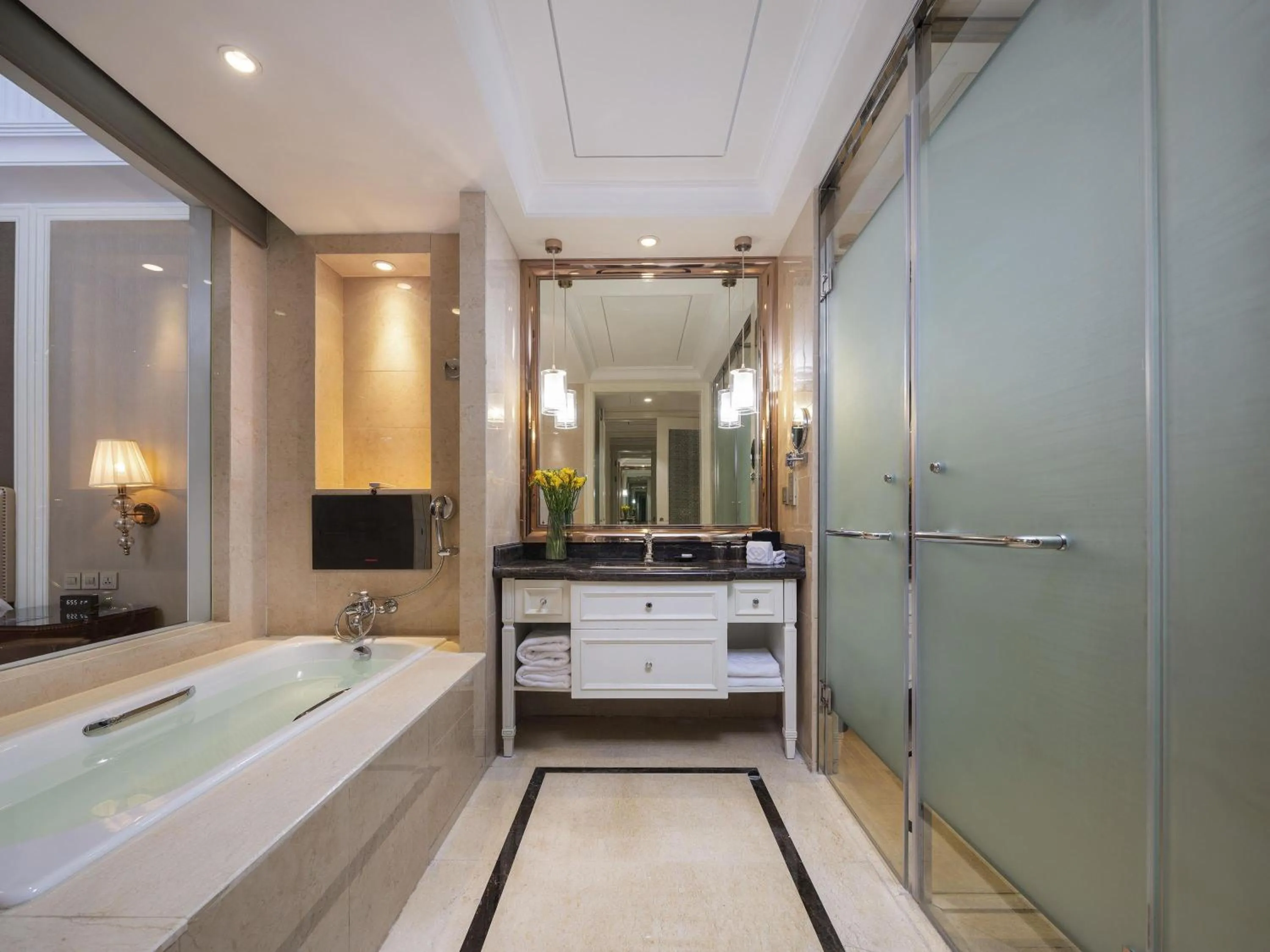 Bedroom in Sofitel Xining