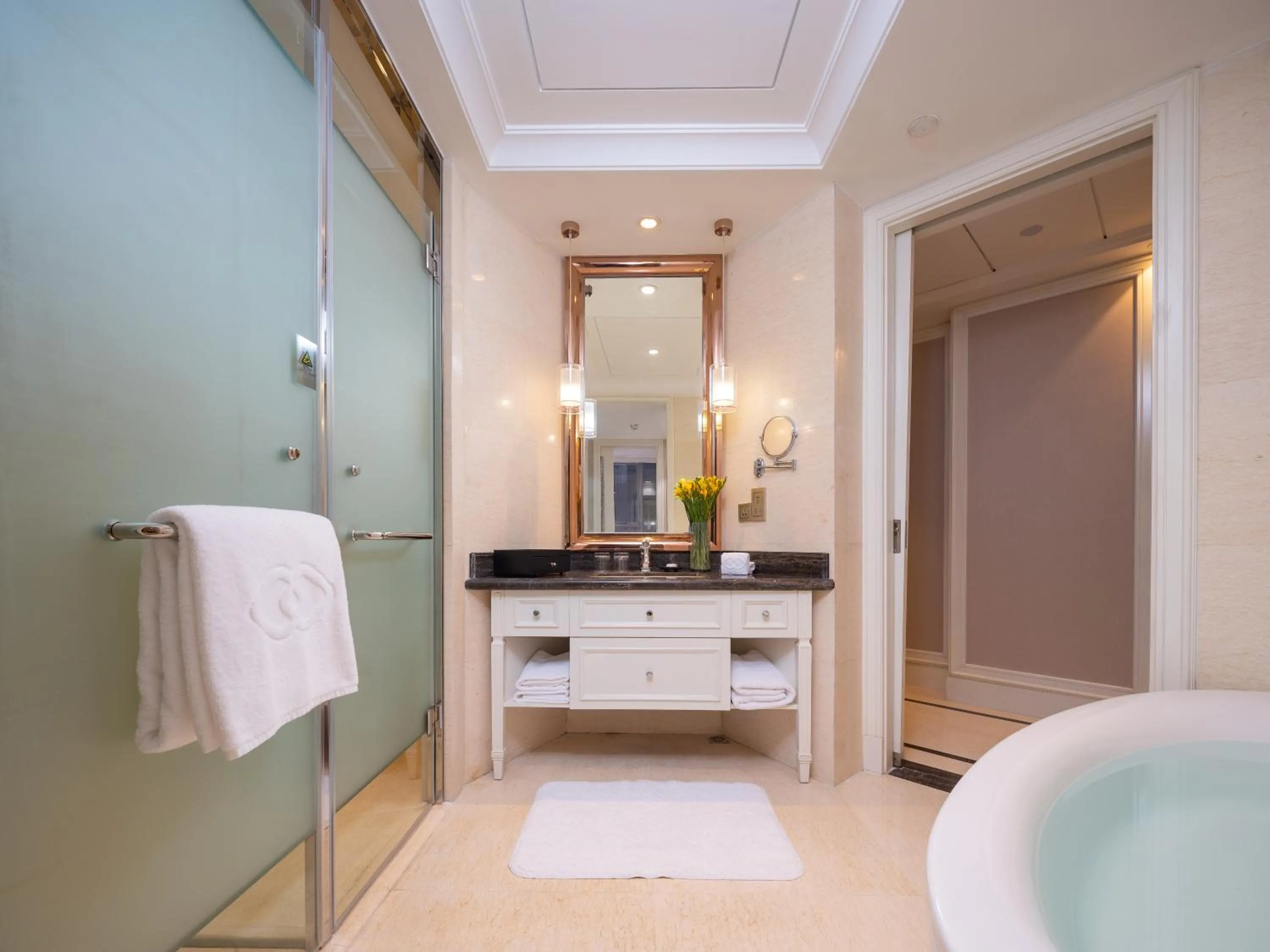 Bathroom in Sofitel Xining