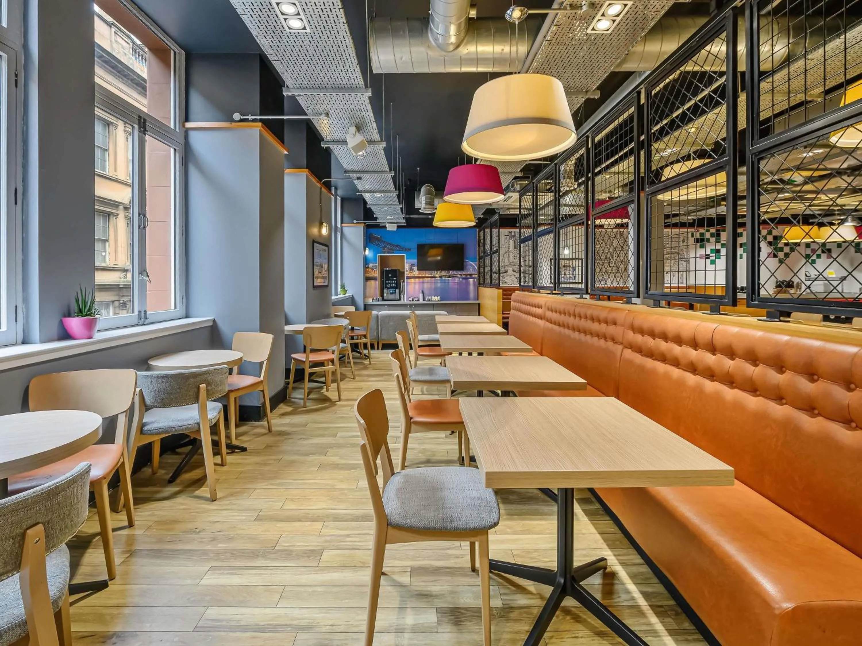 Bedroom in ibis Styles Glasgow Centre George Square