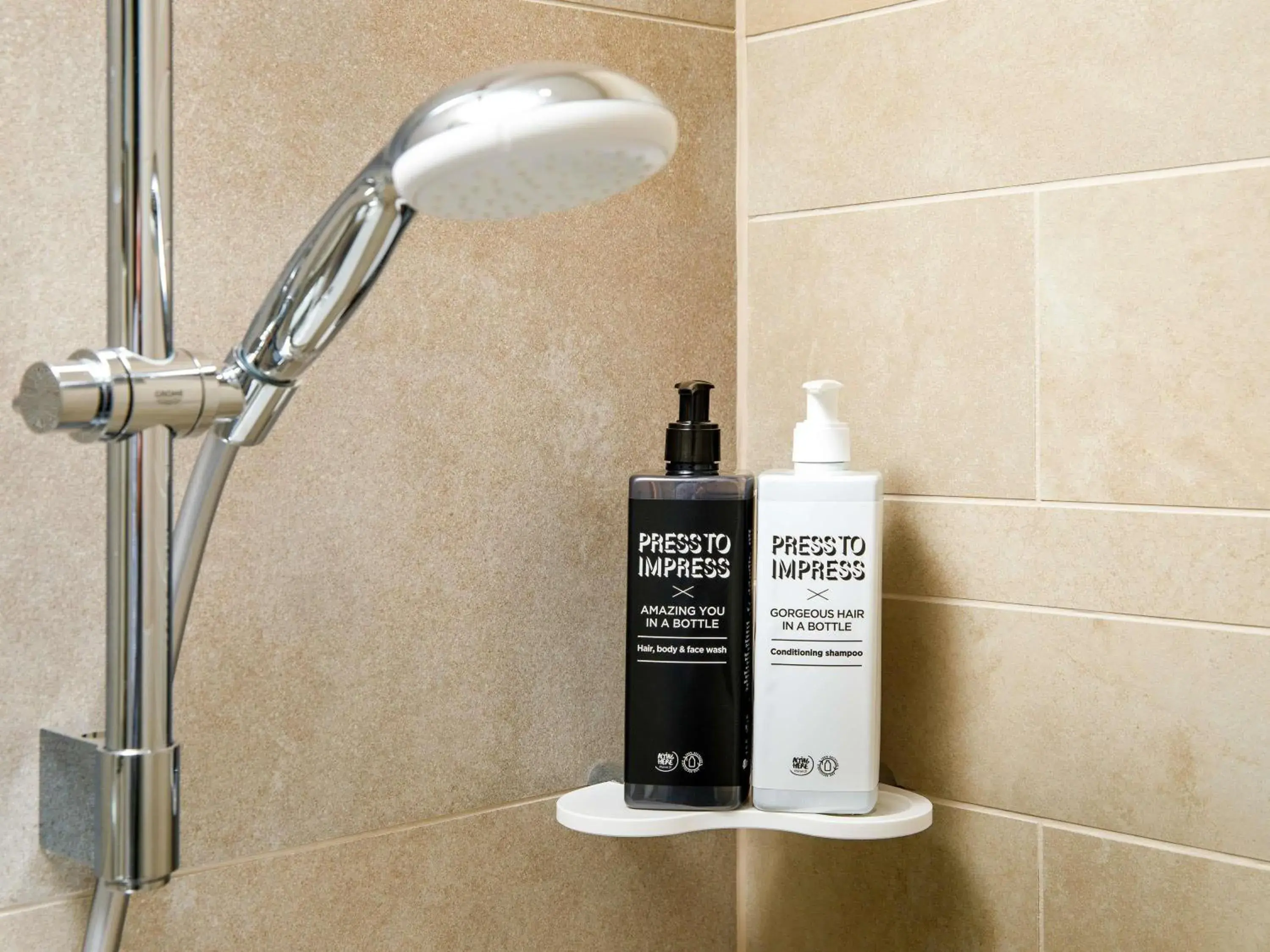 Double Room - Disability Access in ibis Styles Glasgow Centre George Square Double Room - Disability Access in ibis Styles Glasgow Centre George Square