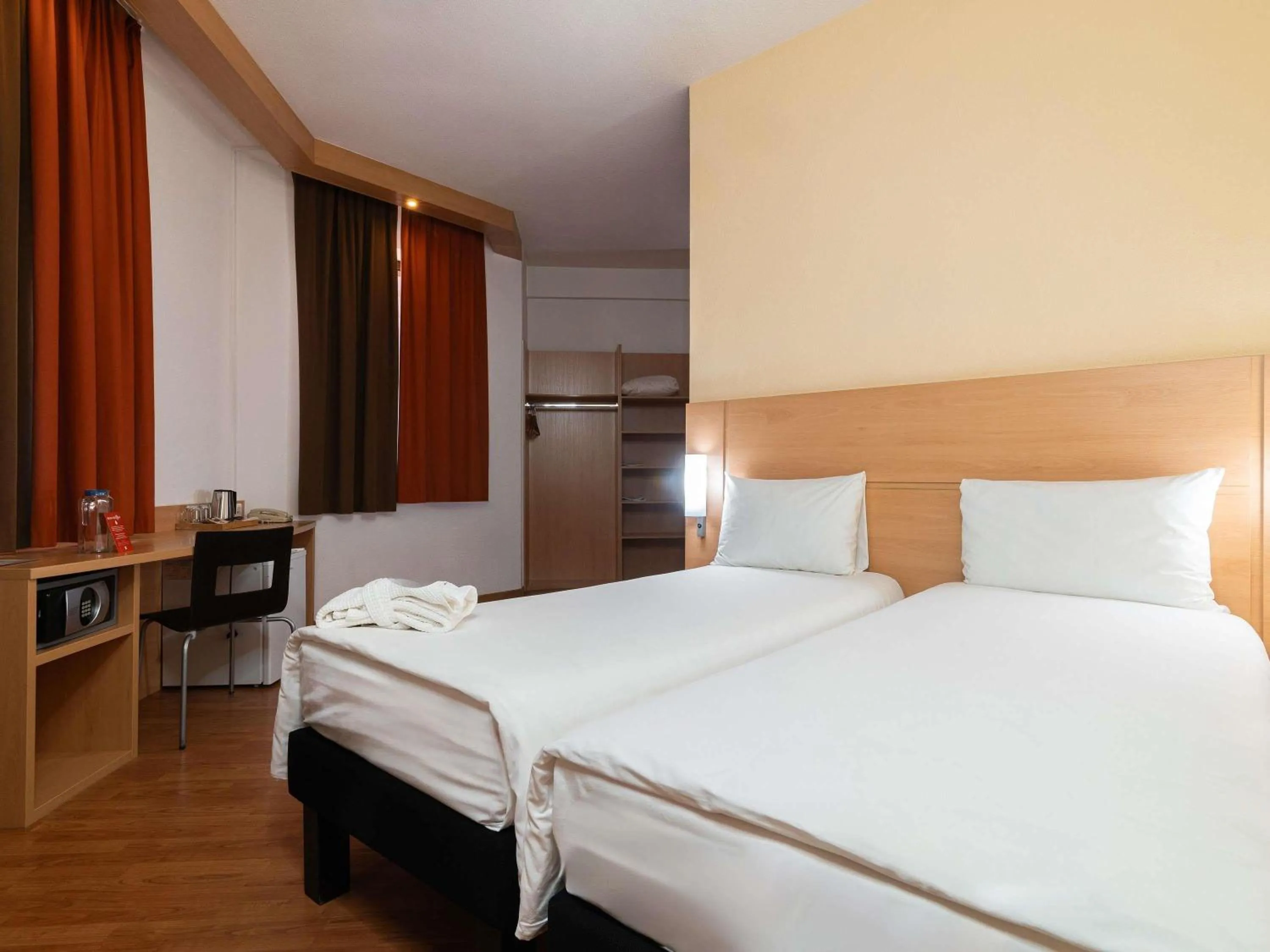 Bedroom, Bed in Ibis Astana